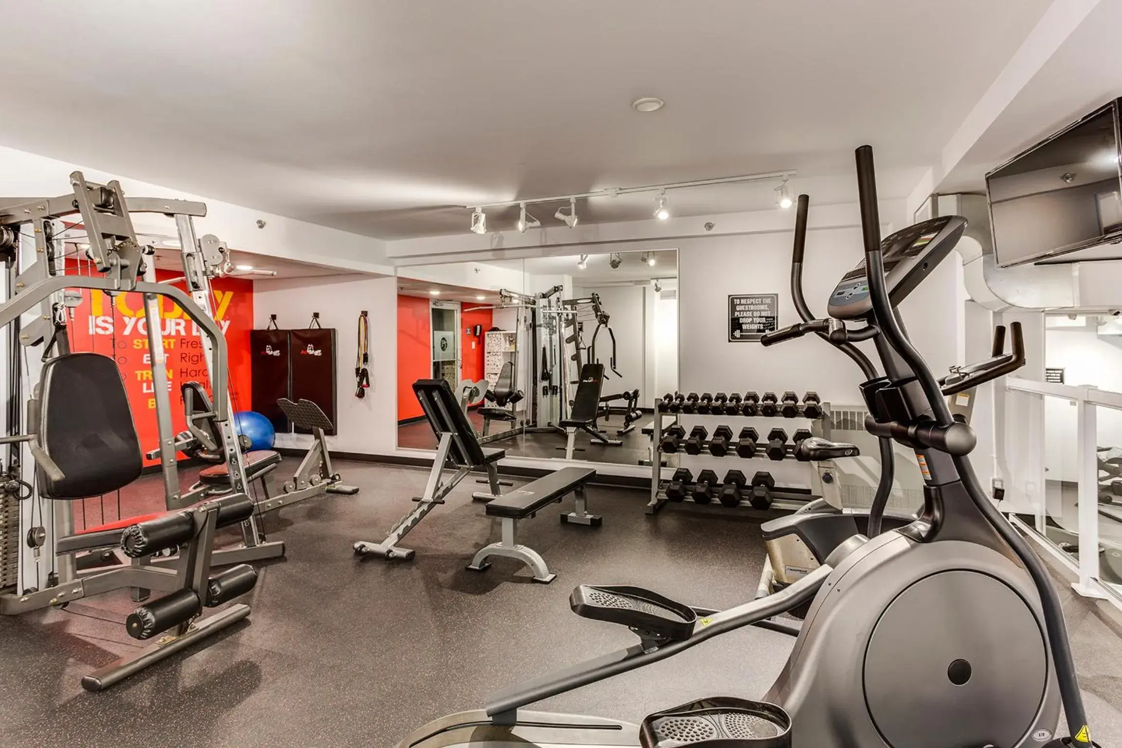 Fitness centre/facilities in Park Town Hotel Fitness centre/facilities in Park Town Hotel