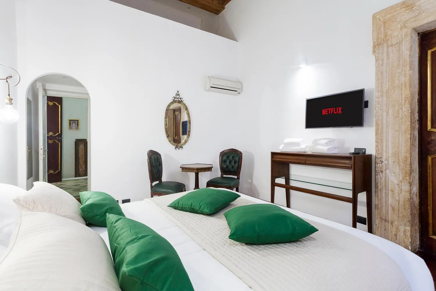 Other, Bed in Palazzo Del Duca Piazza Navona Campo dei Fiori Piazza del Fico Guest House