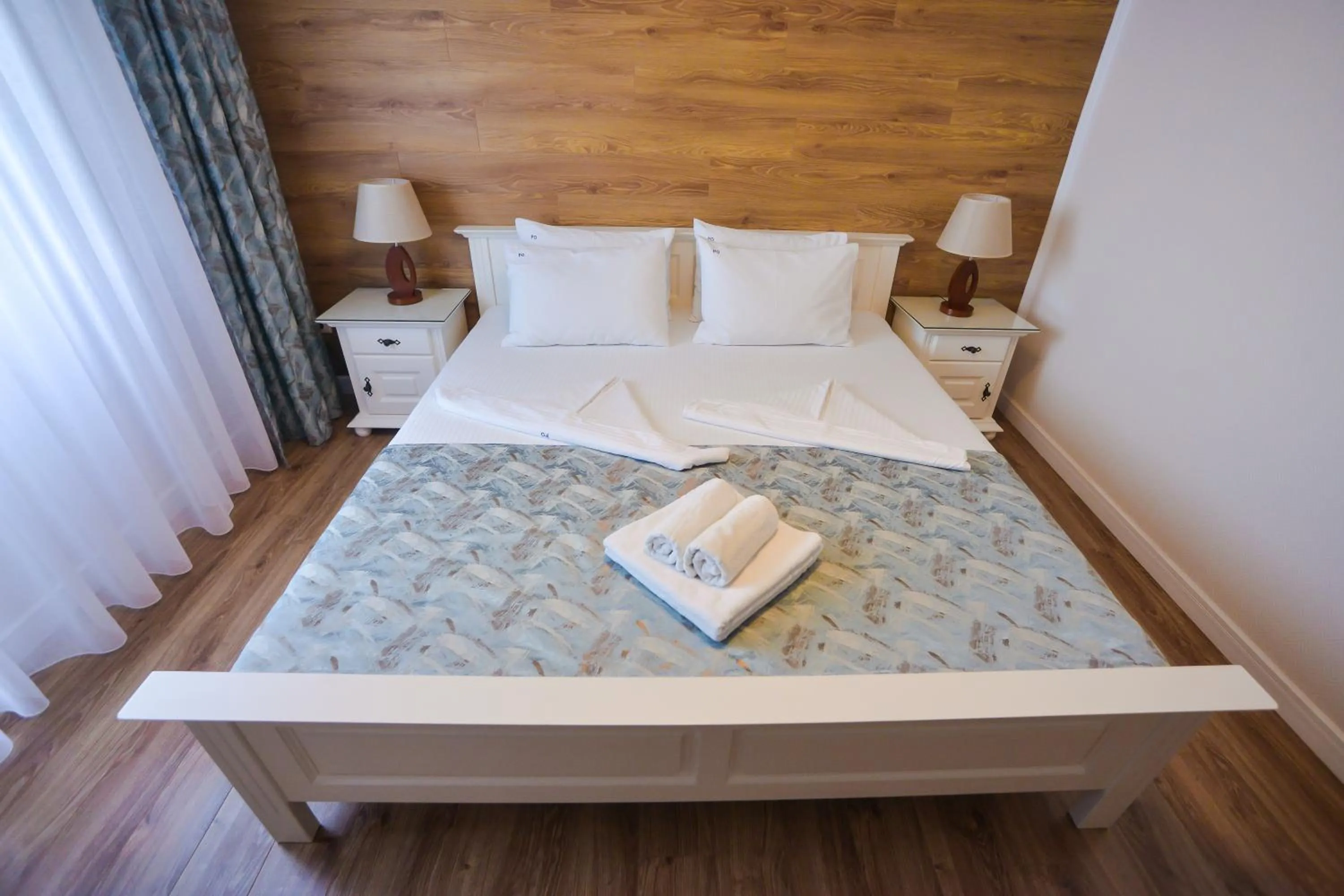Bed in Pensiunea Ovidiu