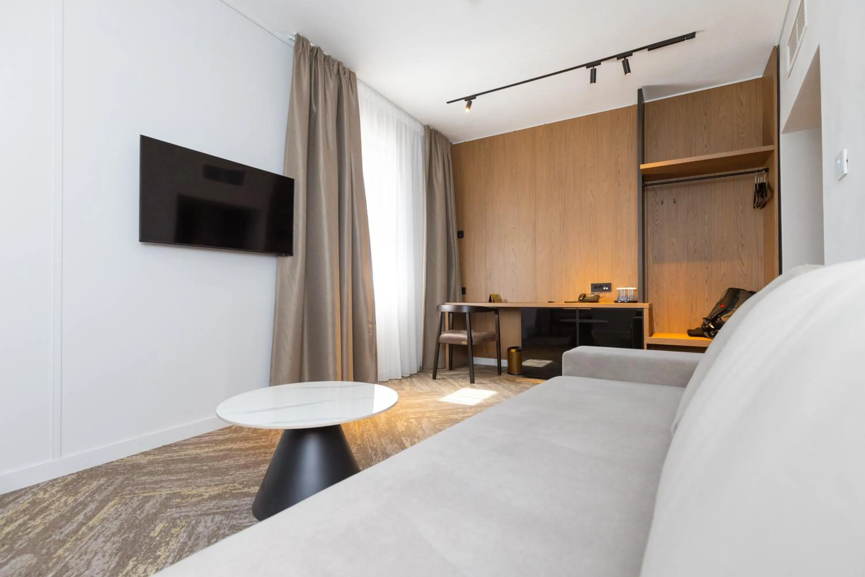 Bed in Grand Hotel Coroana