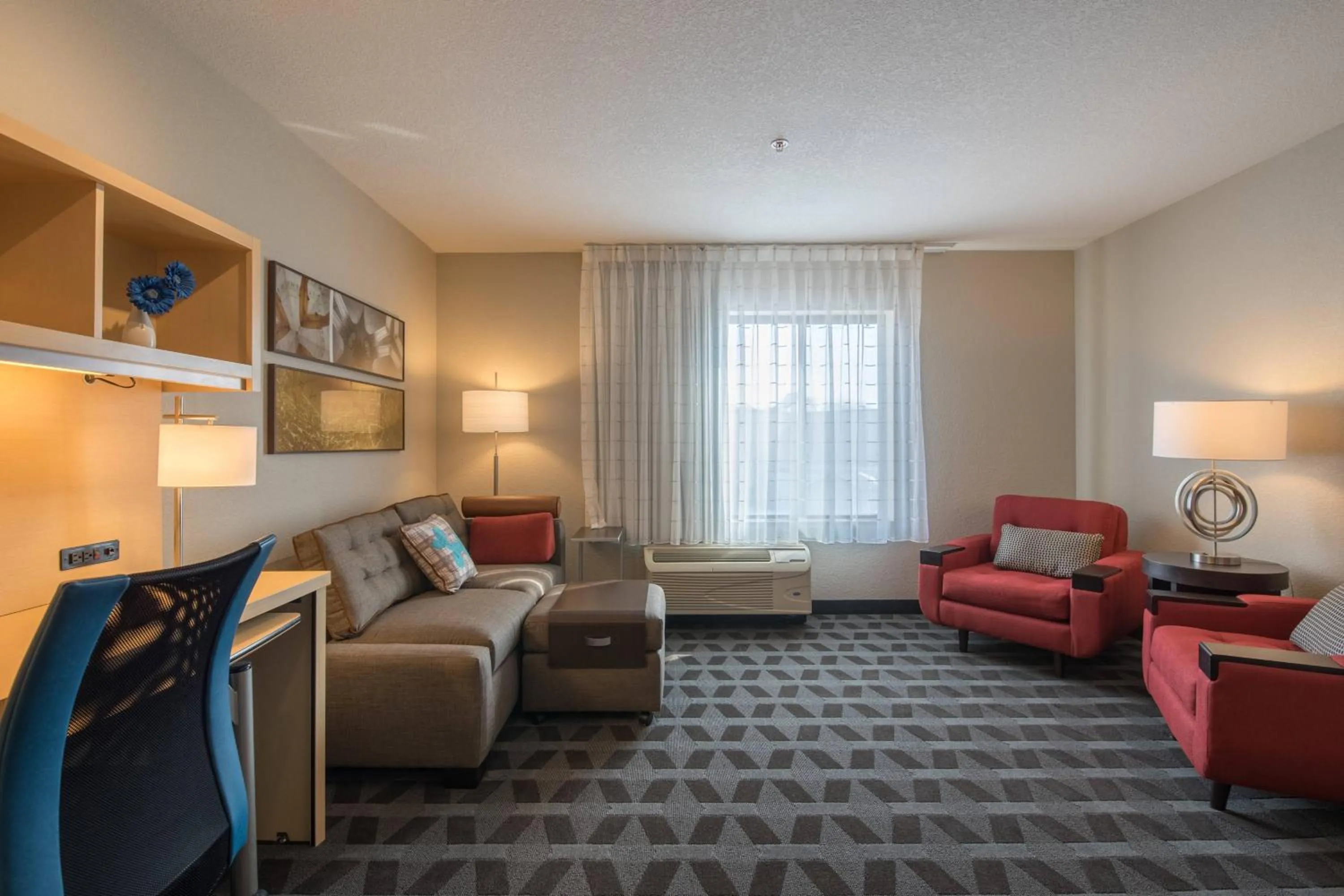 Living room in TownePlace Suites by Marriott Provo Orem