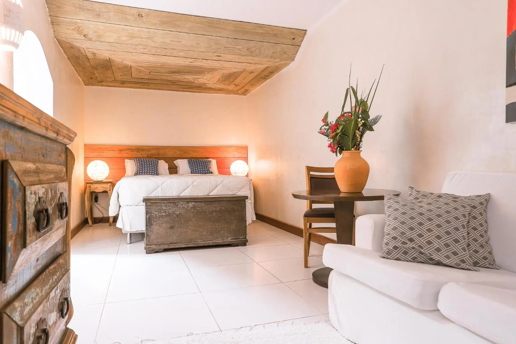 Queen Suite with Spa Bath in Hotel Marina Quinta do Porto Queen Suite with Spa Bath in Hotel Marina Quinta do Porto