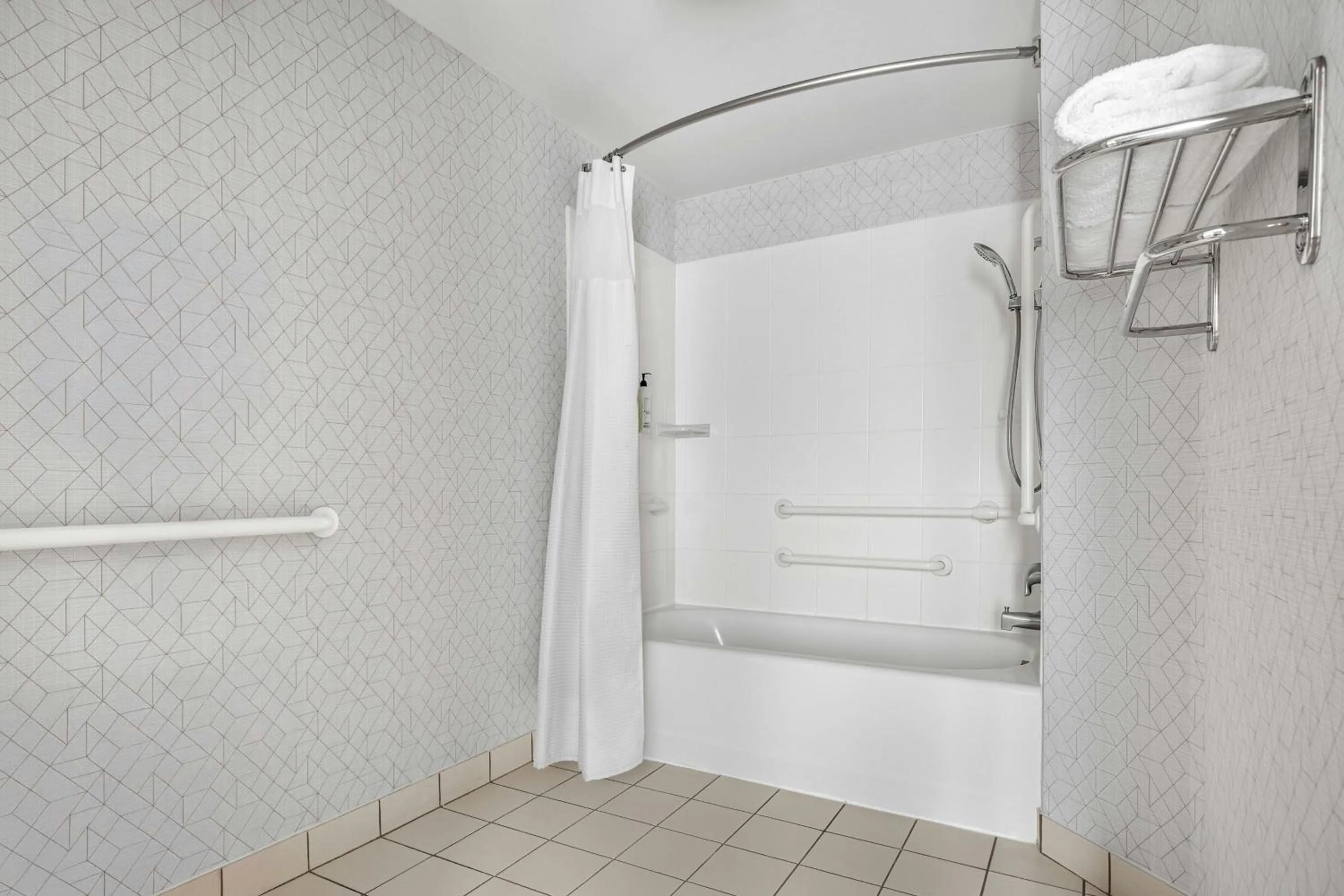 Bathroom in SpringHill Suites by Marriott Jacksonville North I-95 Area