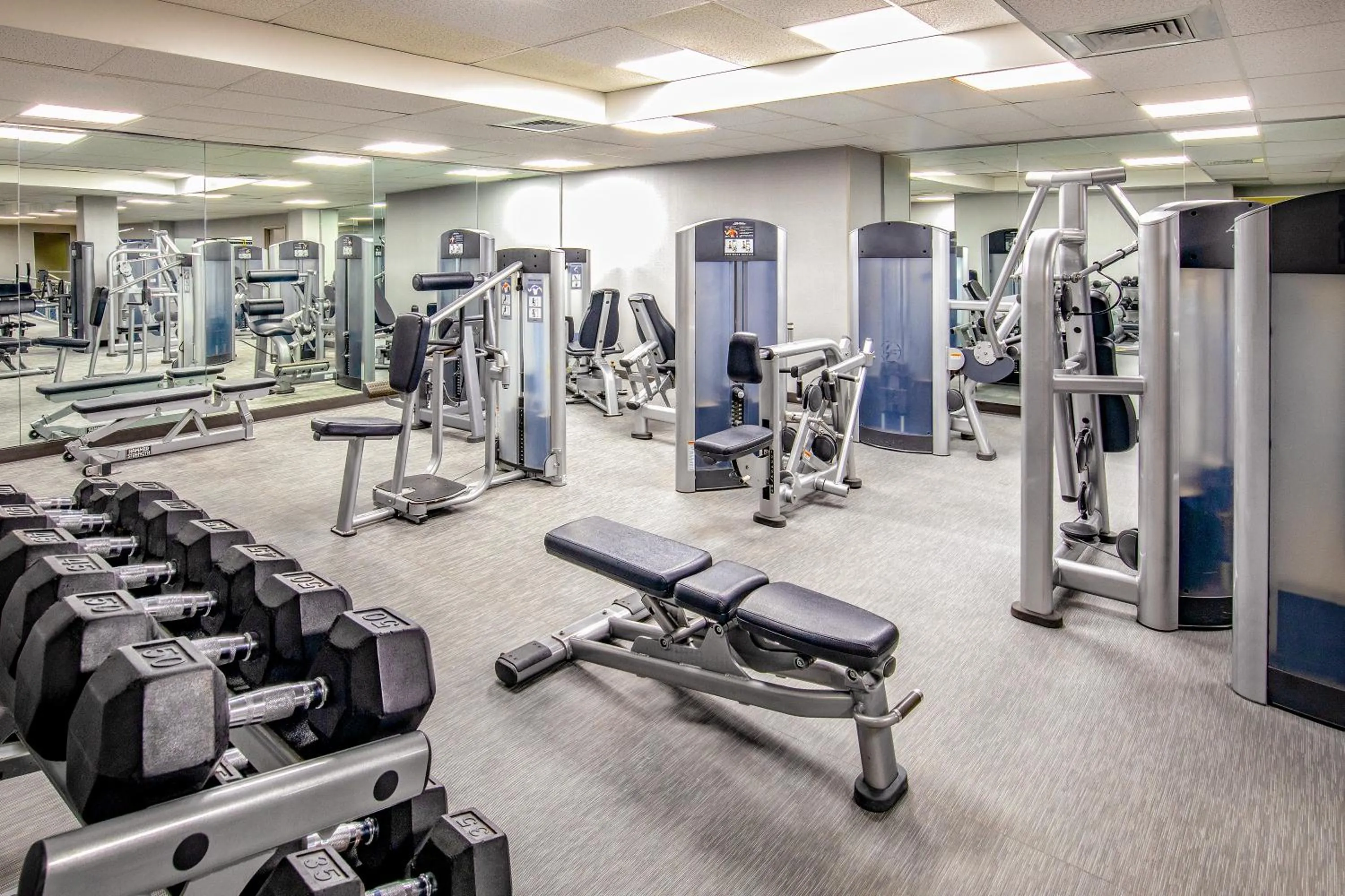 Fitness centre/facilities in Courtyard Boston Marlborough