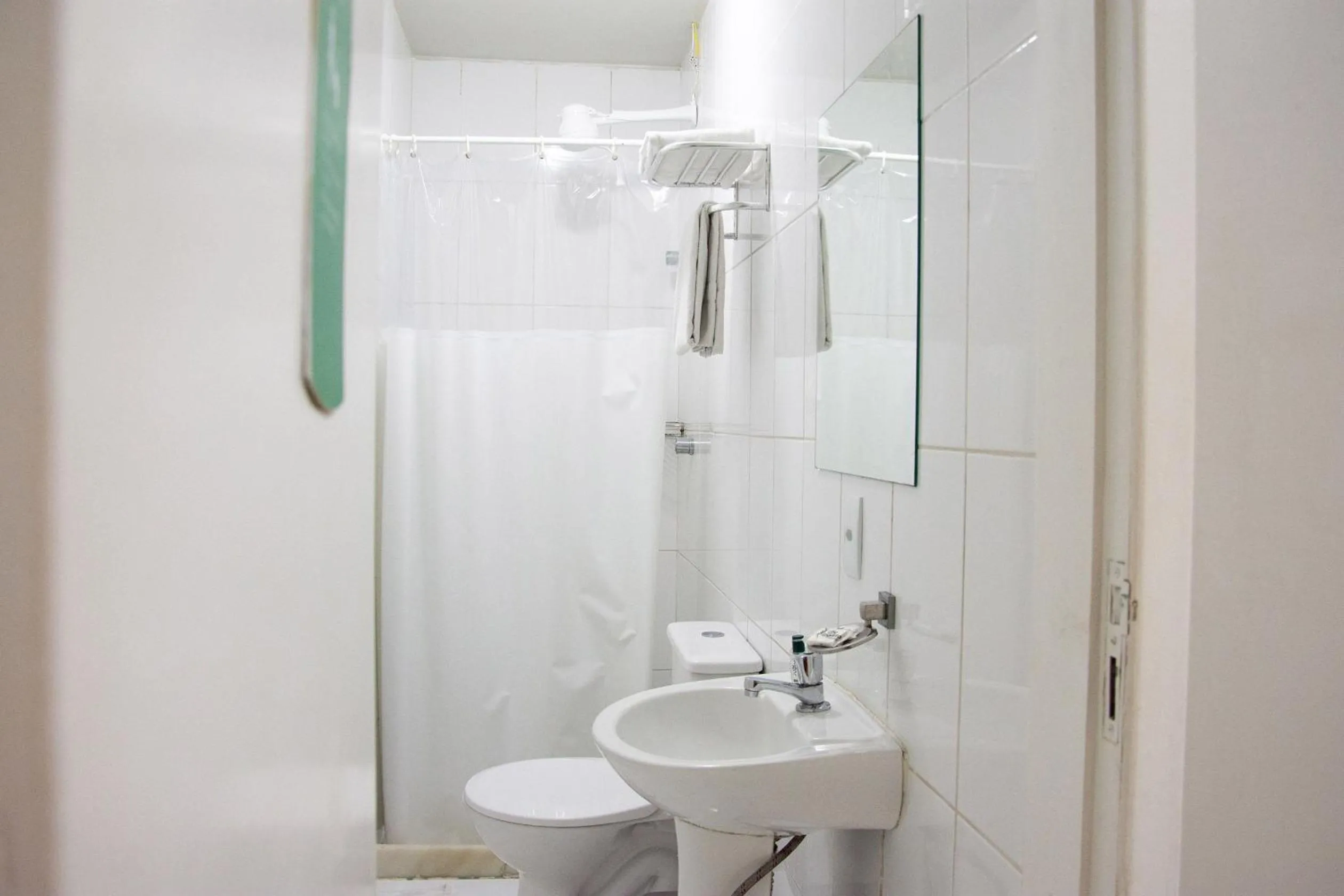 Bathroom in Che Lagarto Hostel Ipanema