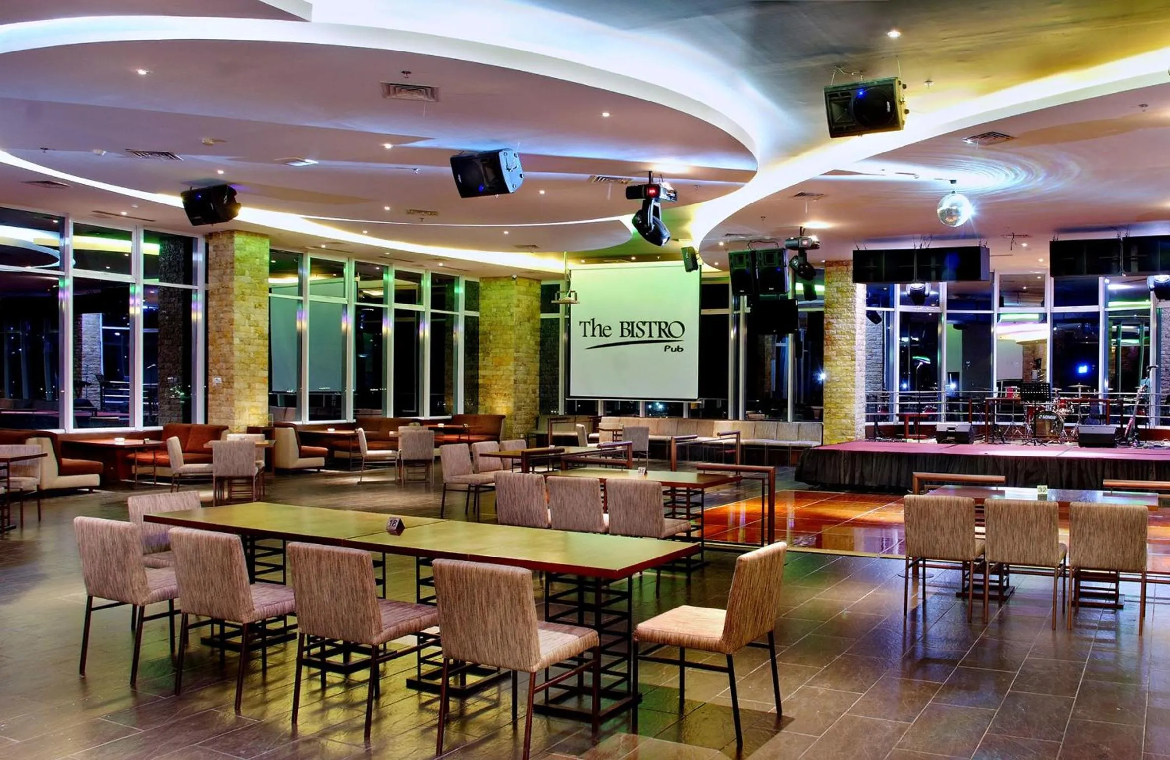 Restaurant/places to eat in Aston Jayapura Hotel and Convention Center