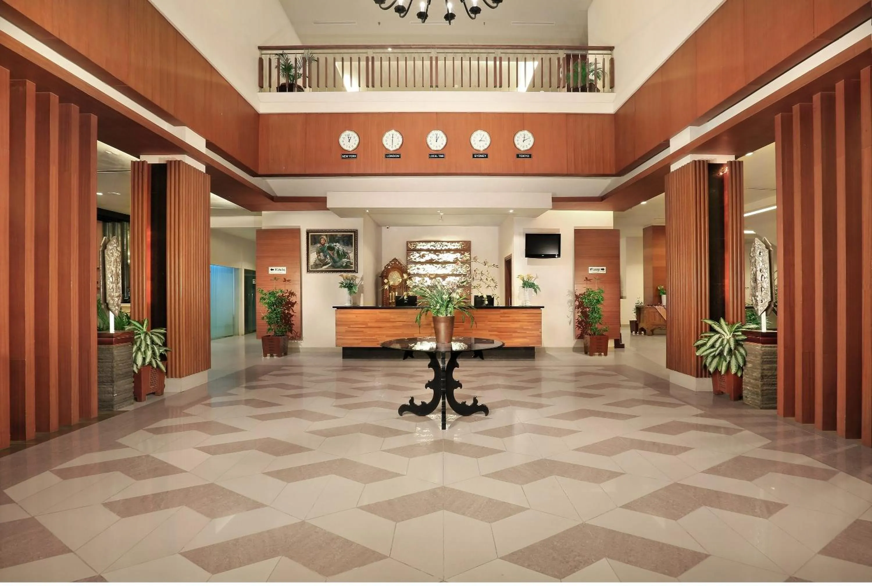 Lobby or reception in Aston Tanjung City Hotel