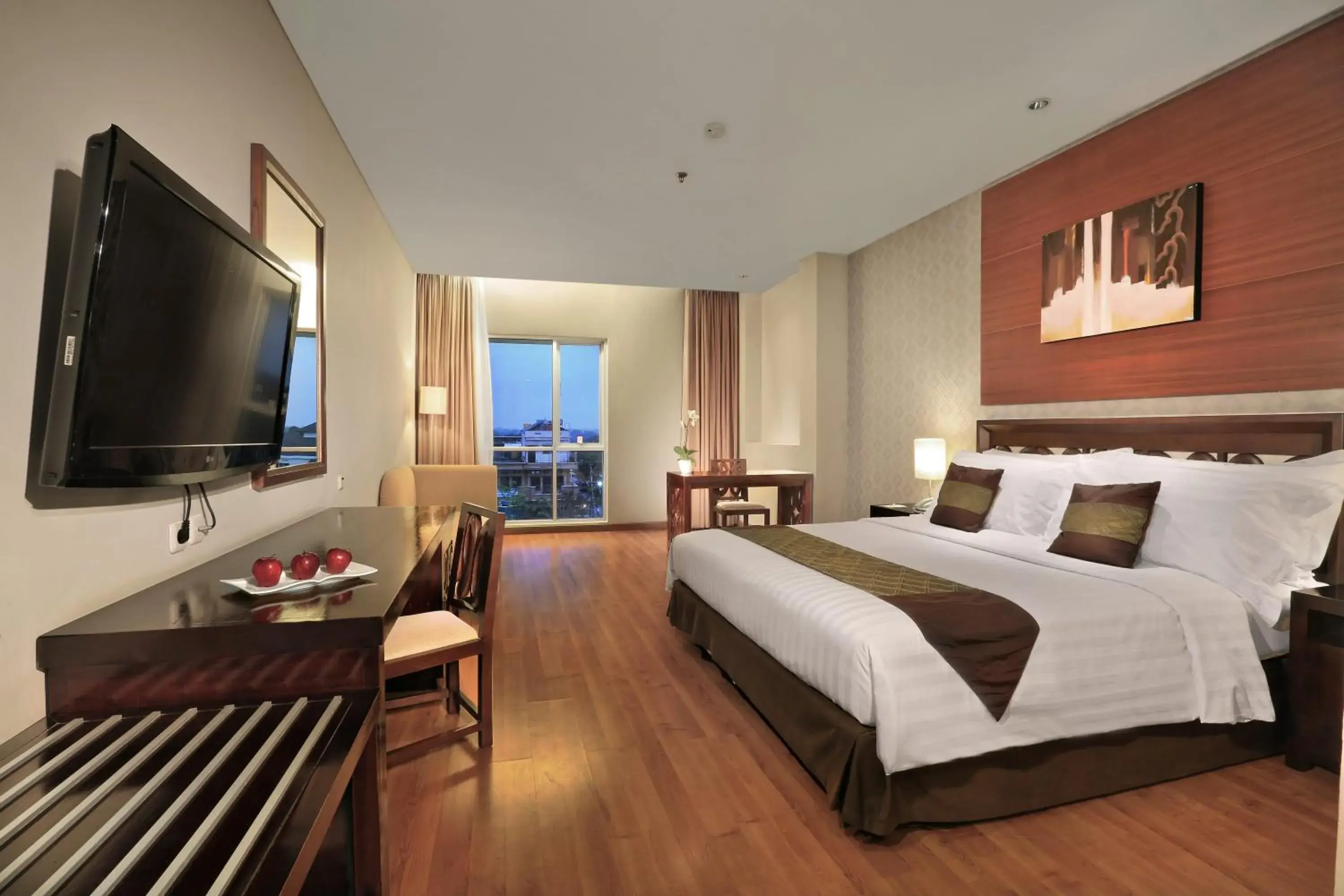 Deluxe Double Room in Aston Tanjung City Hotel Deluxe Double Room in Aston Tanjung City Hotel