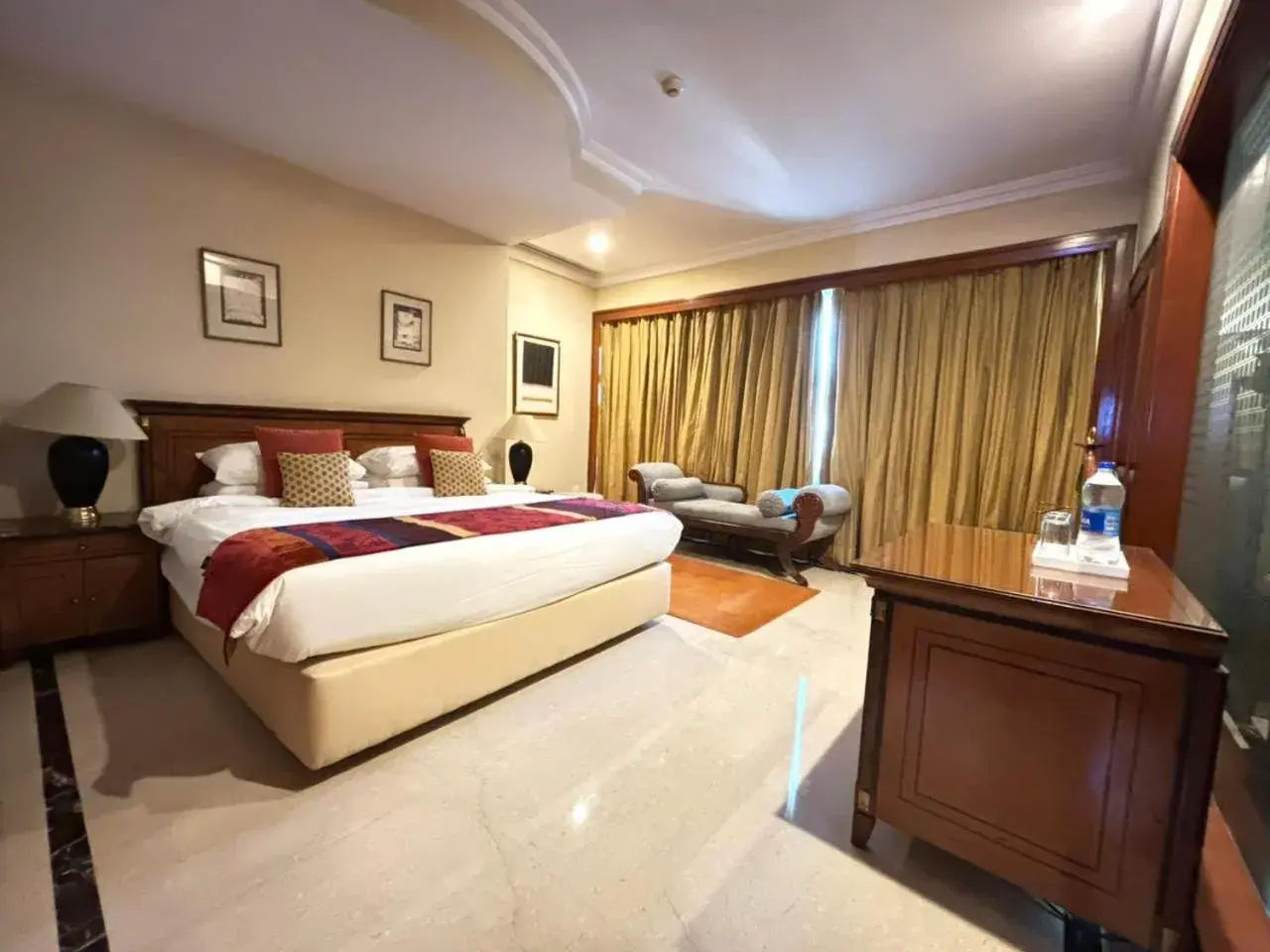 Bed in The Hans, New Delhi Bed in The Hans, New Delhi