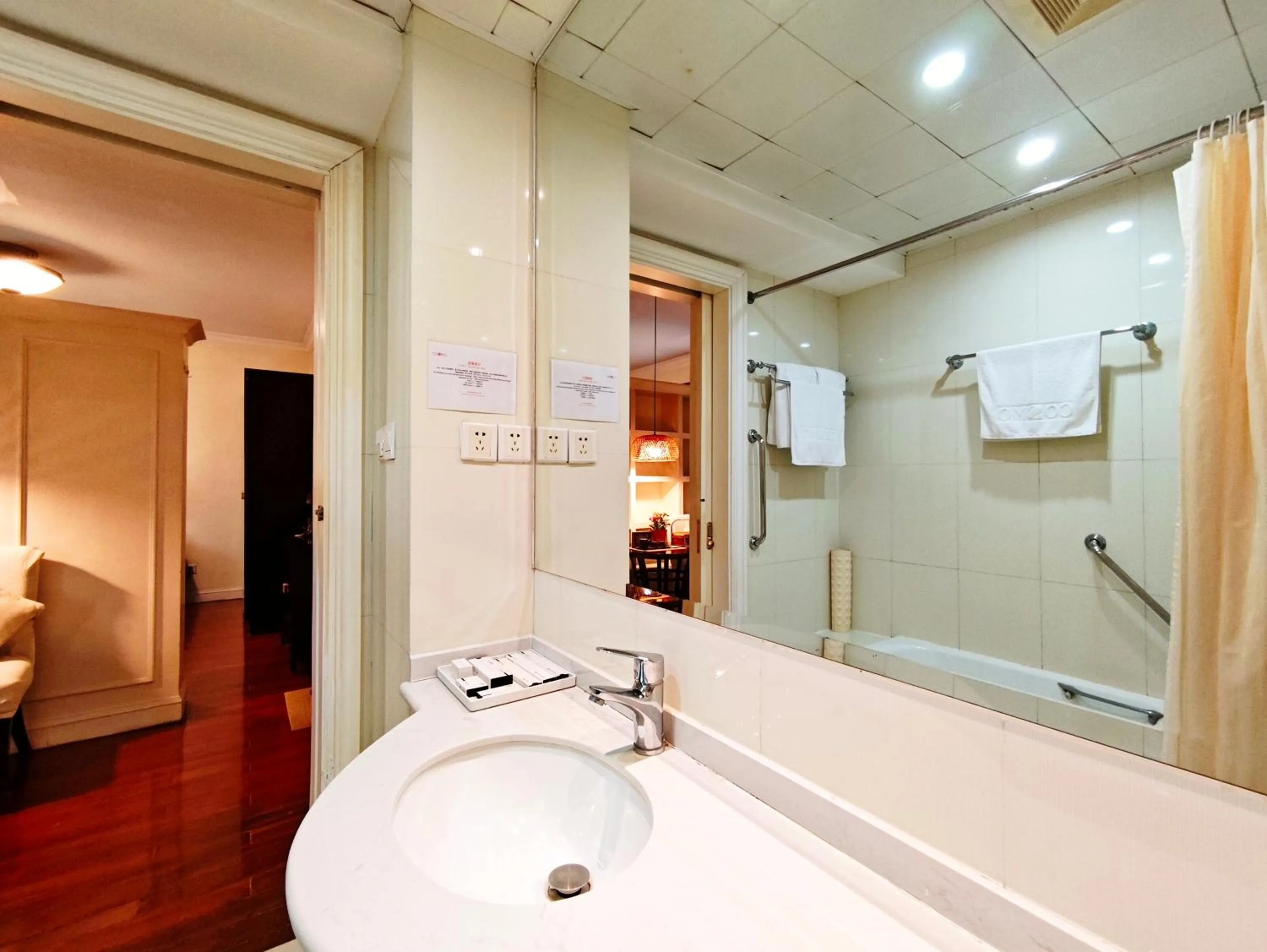 Ladoll Service Apartments