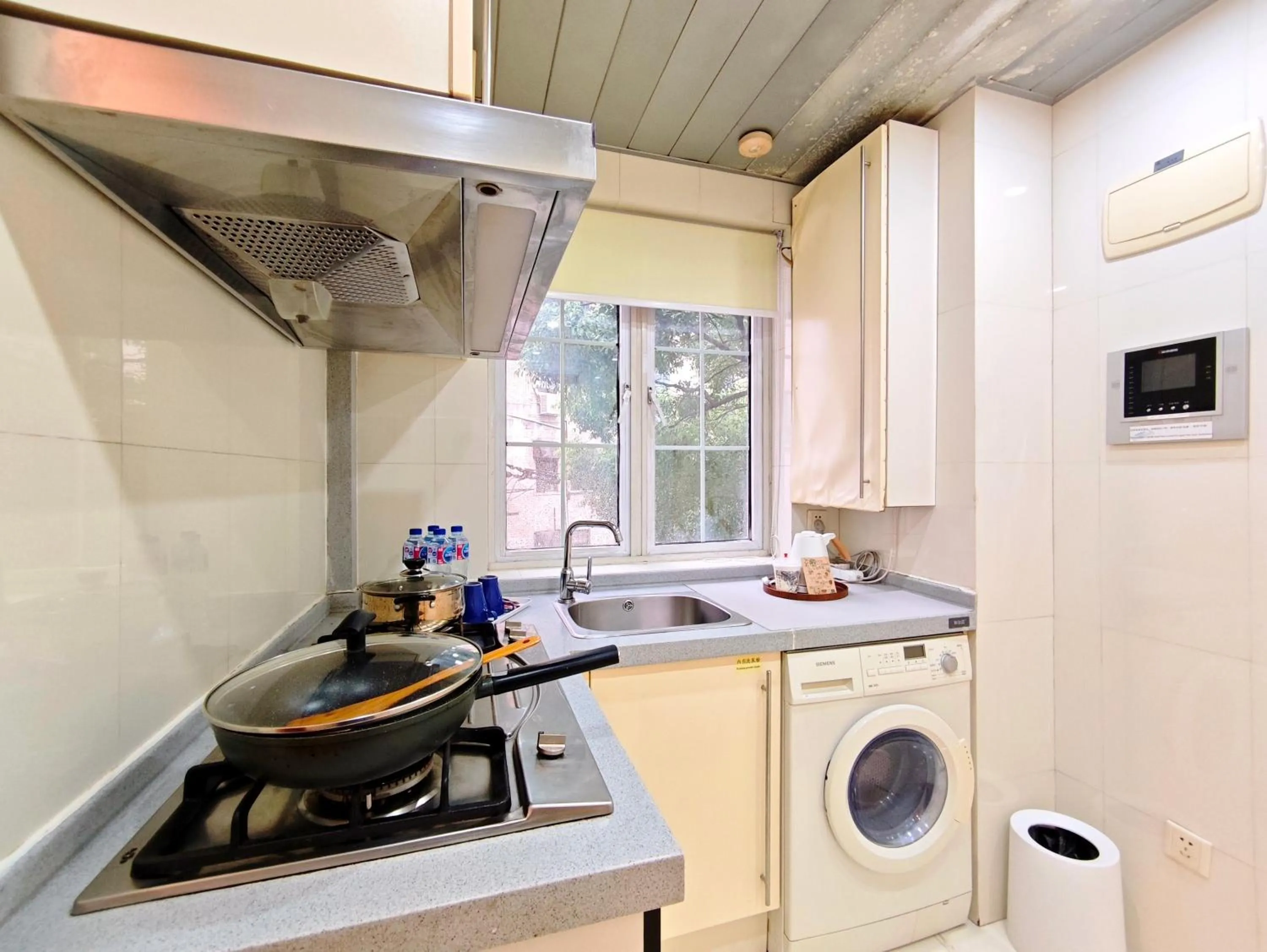 Ladoll Service Apartments