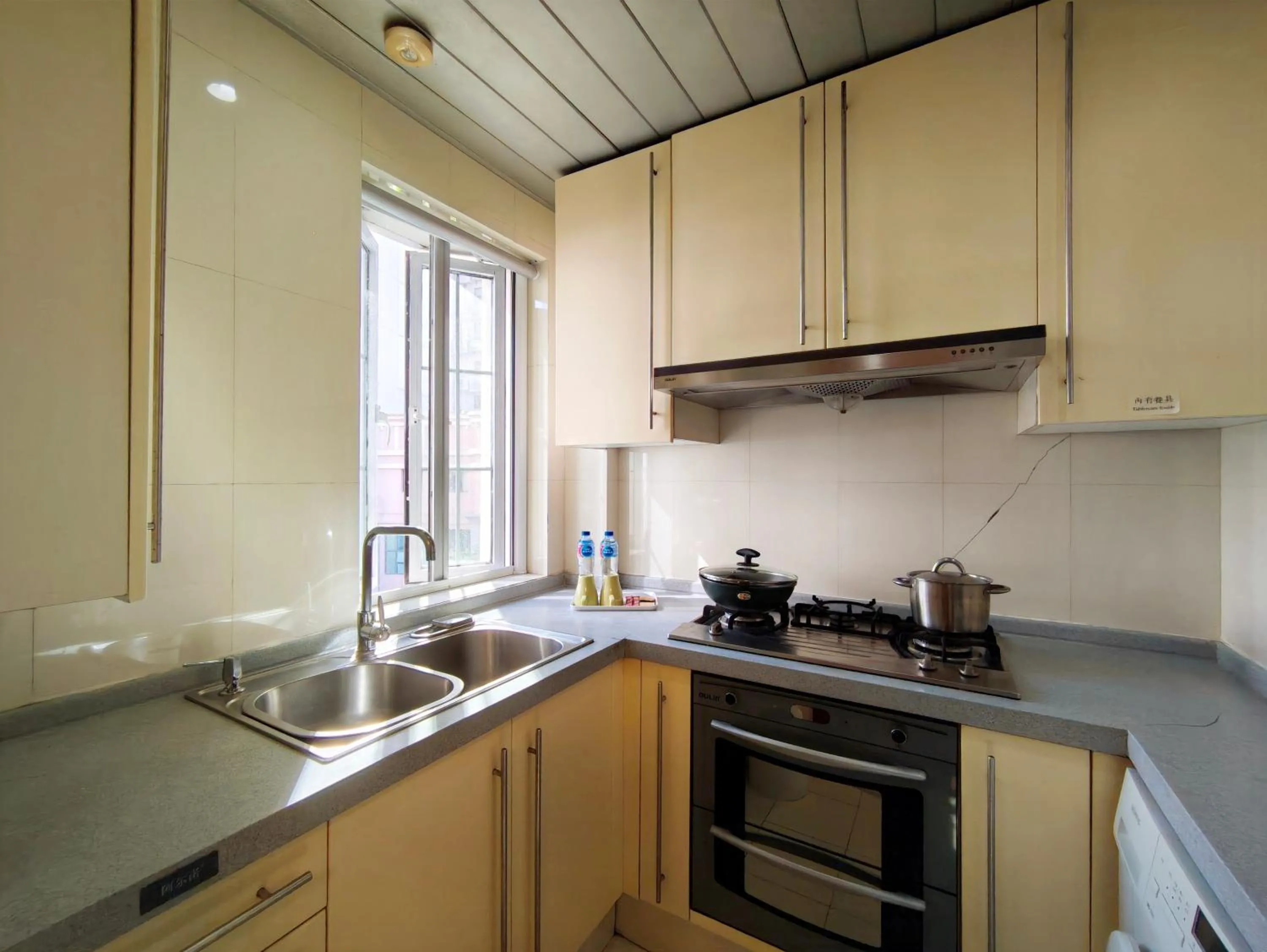 Ladoll Service Apartments