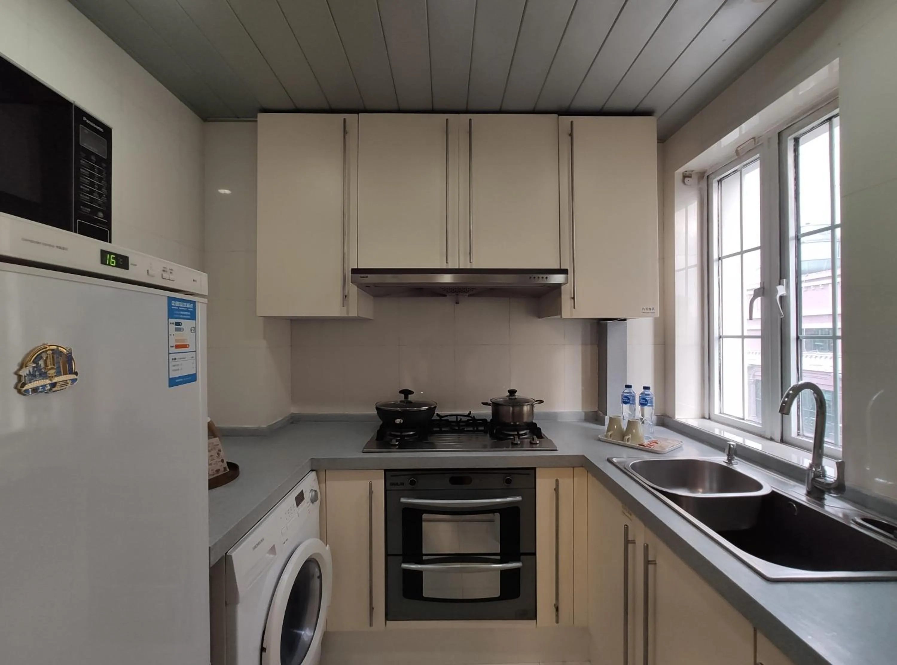 Ladoll Service Apartments