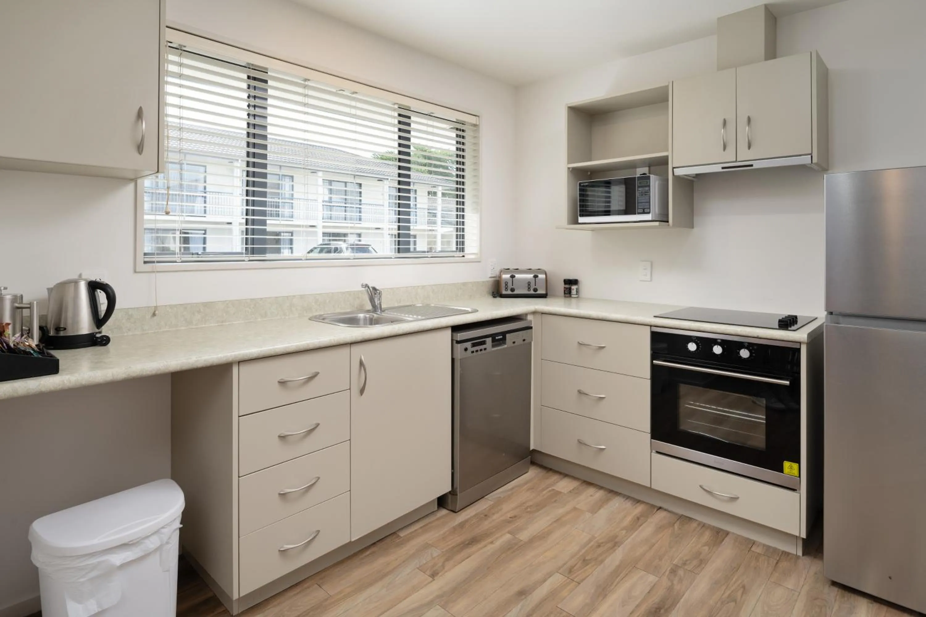 Coffee/tea facilities in ASURE Phoenix Motor Inn