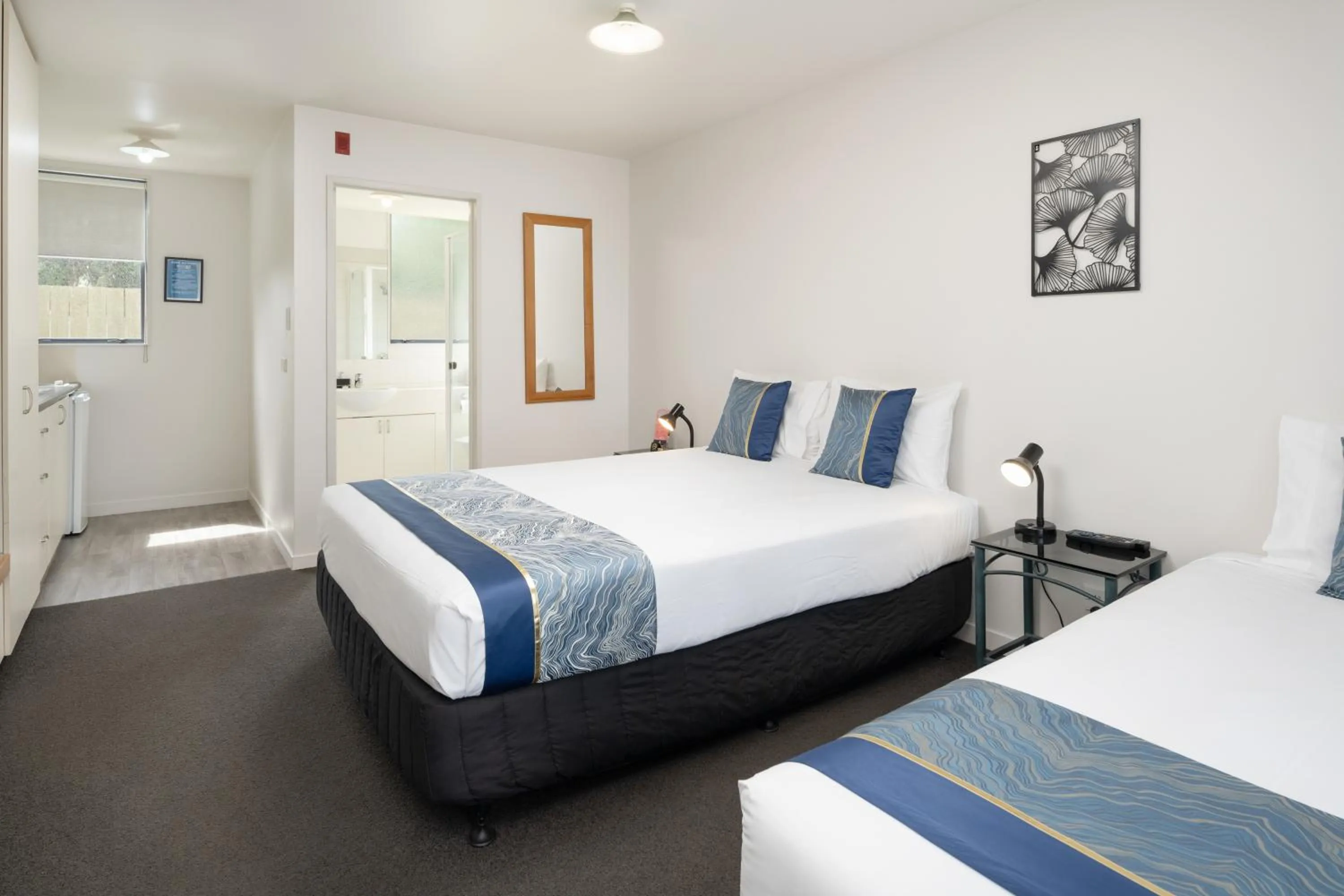 Bedroom, Bed in ASURE Phoenix Motor Inn