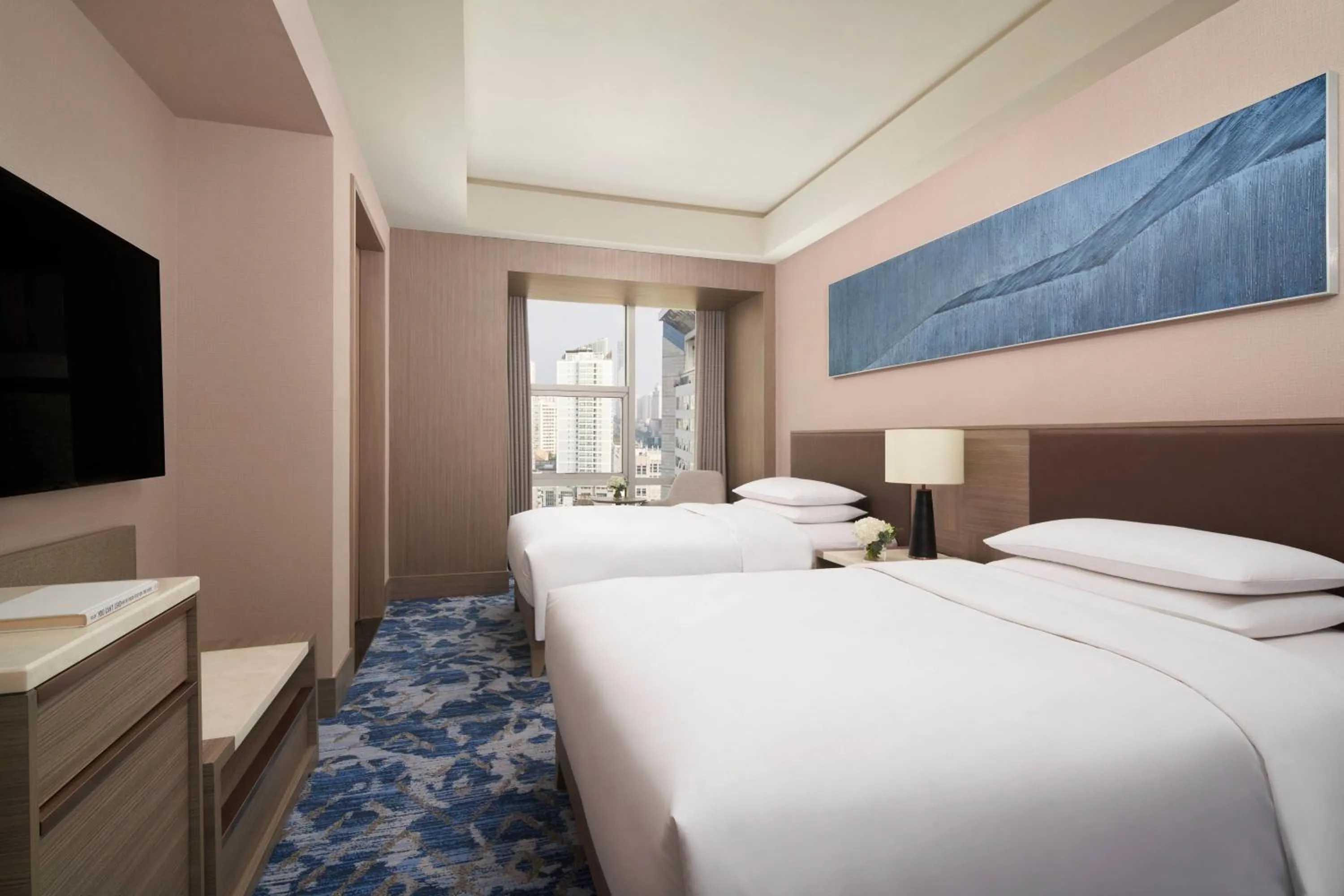 Photo of the whole room, Bed in Nanning Marriott Hotel