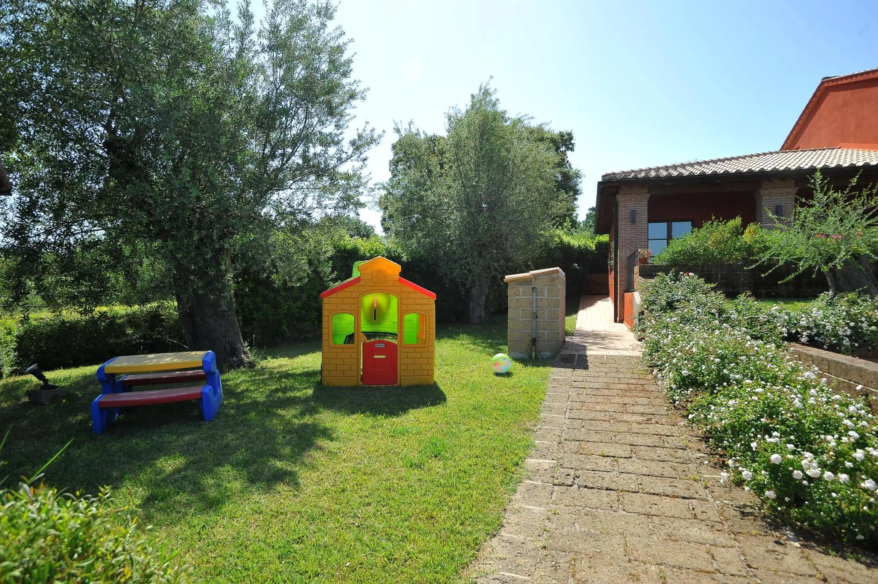 Facade/entrance in Borgo Etrusco