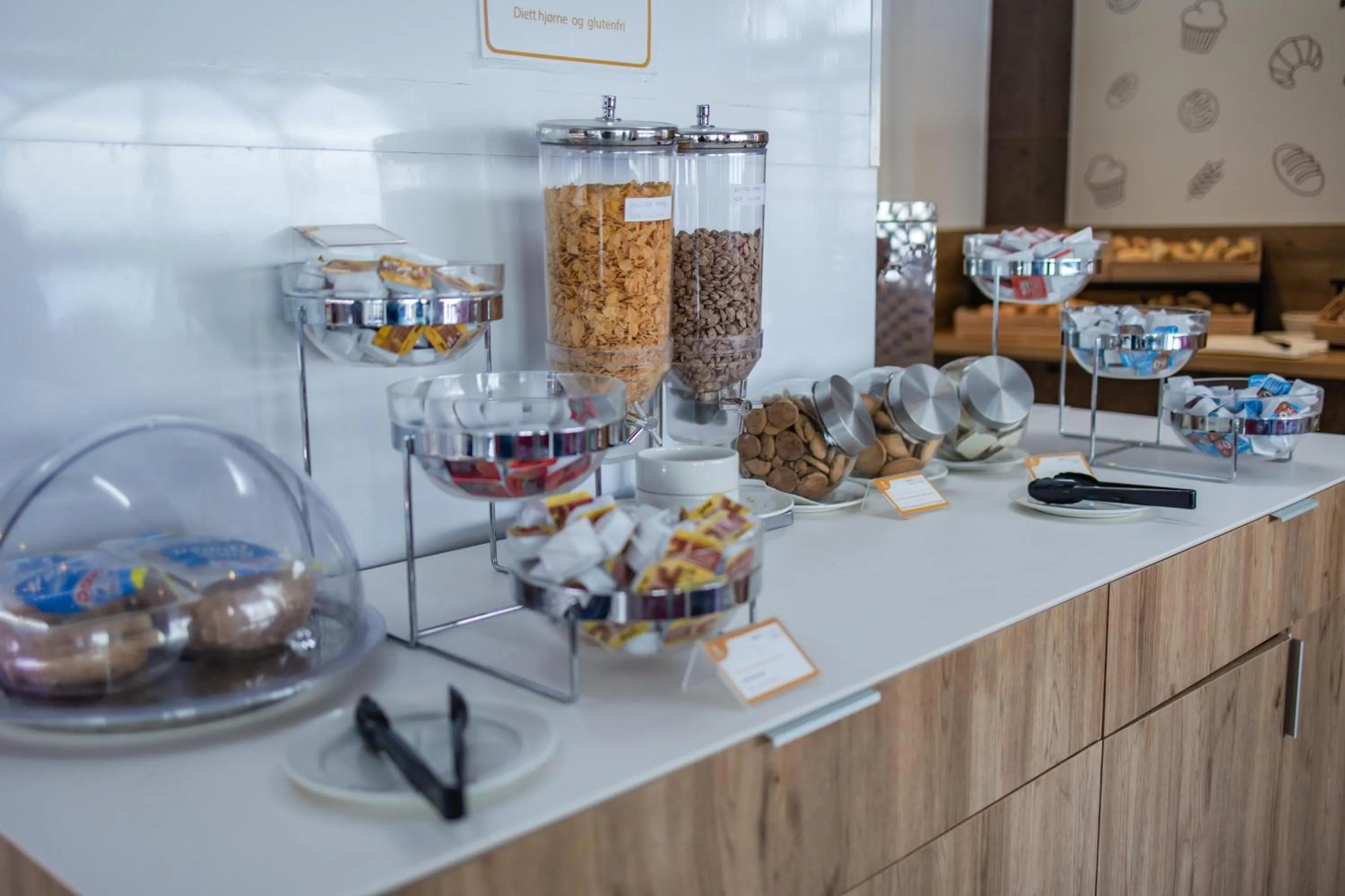 Restaurant/places to eat in Servatur Green Beach