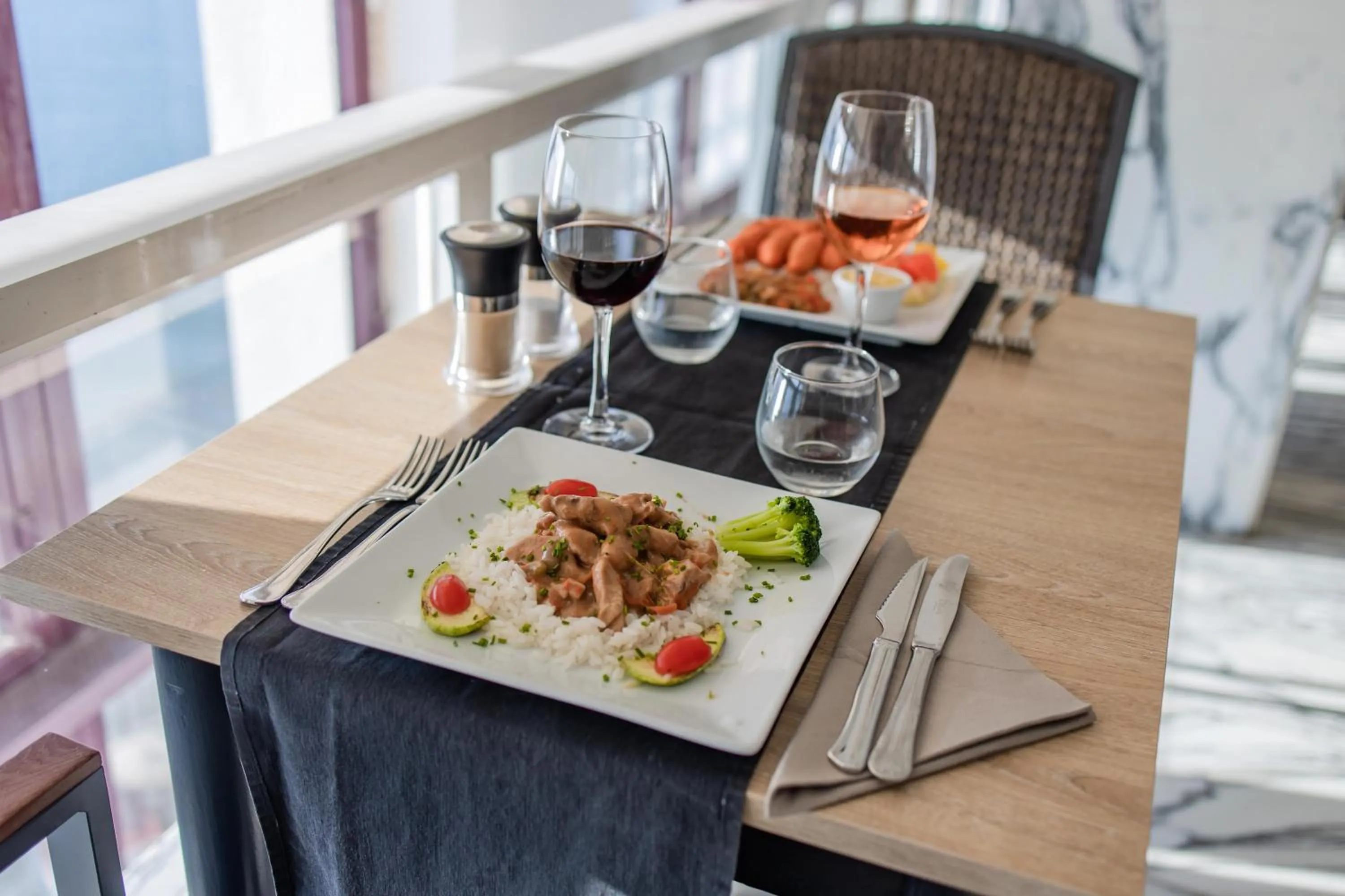 Restaurant/places to eat in Servatur Green Beach