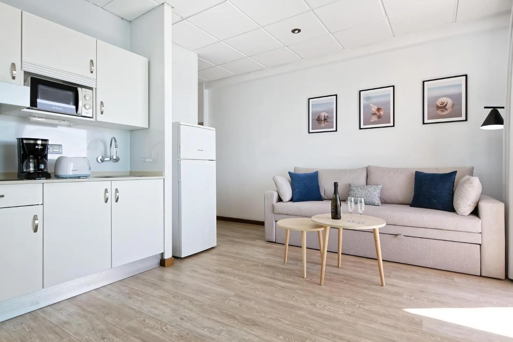 Photo of the whole room in Servatur Green Beach