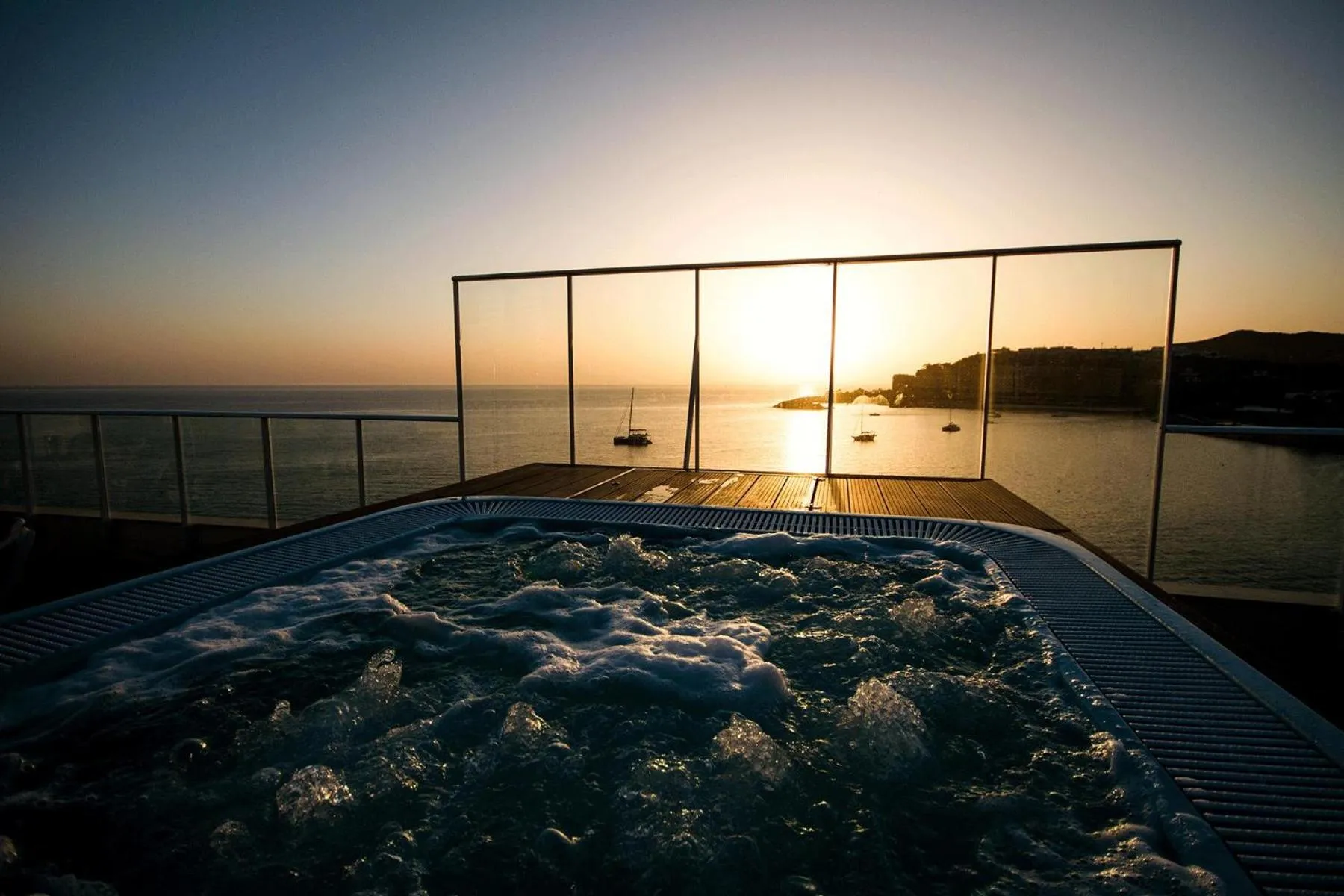 Swimming pool in Servatur Green Beach