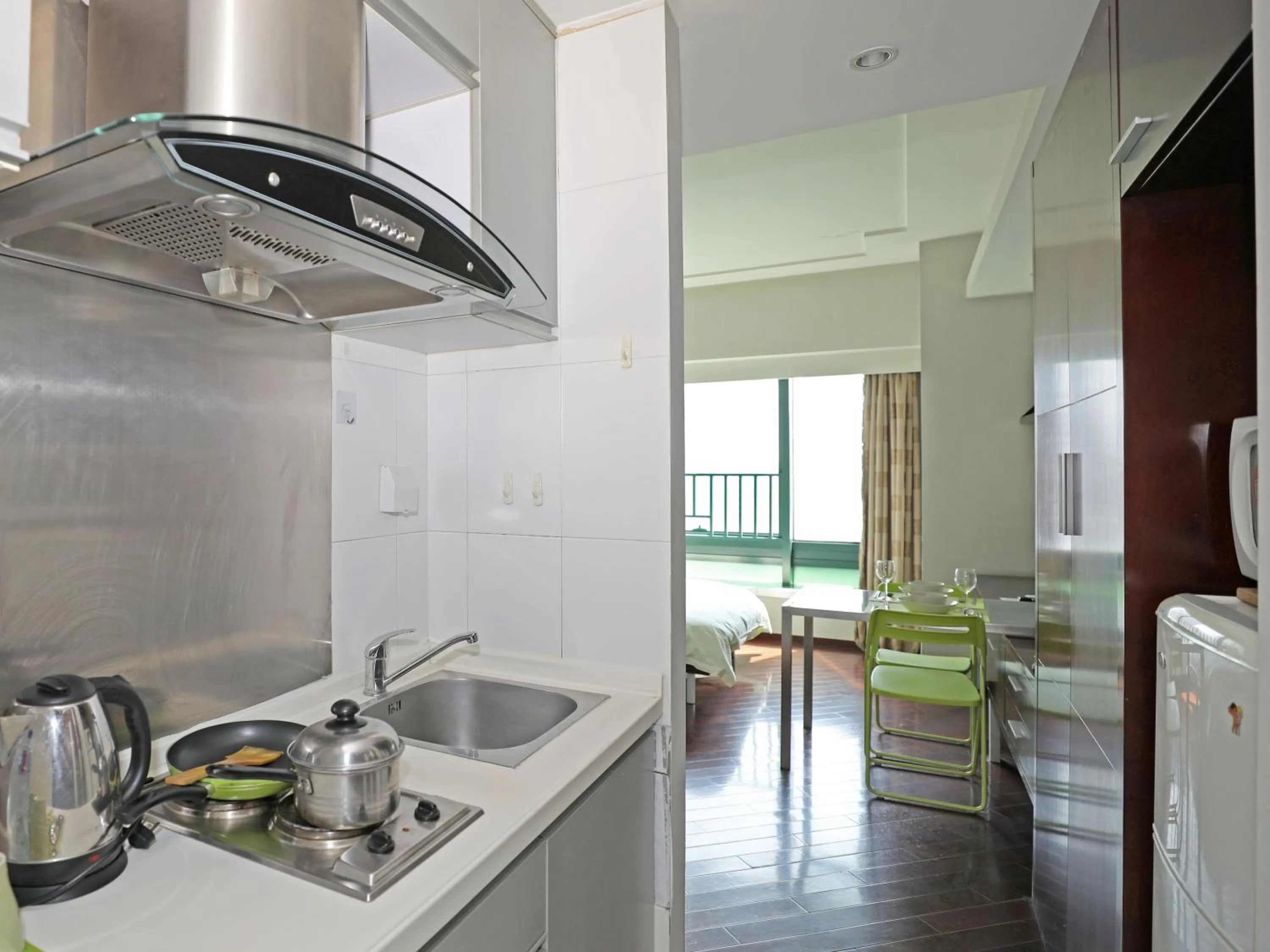 Shanghai Cosmo World Union Service Apartment