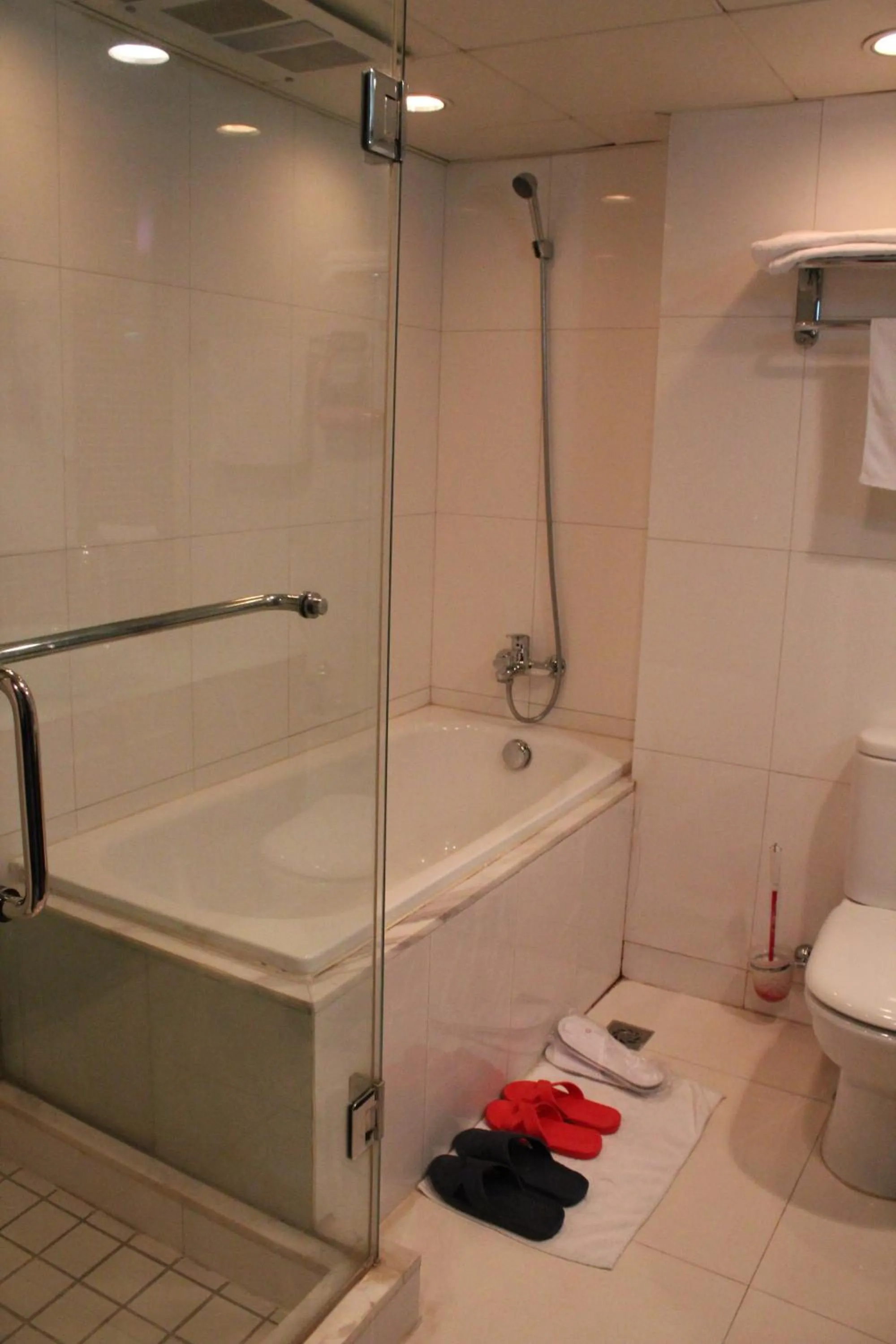 Bathroom in Shanghai Cosmo World Union Service Apartment