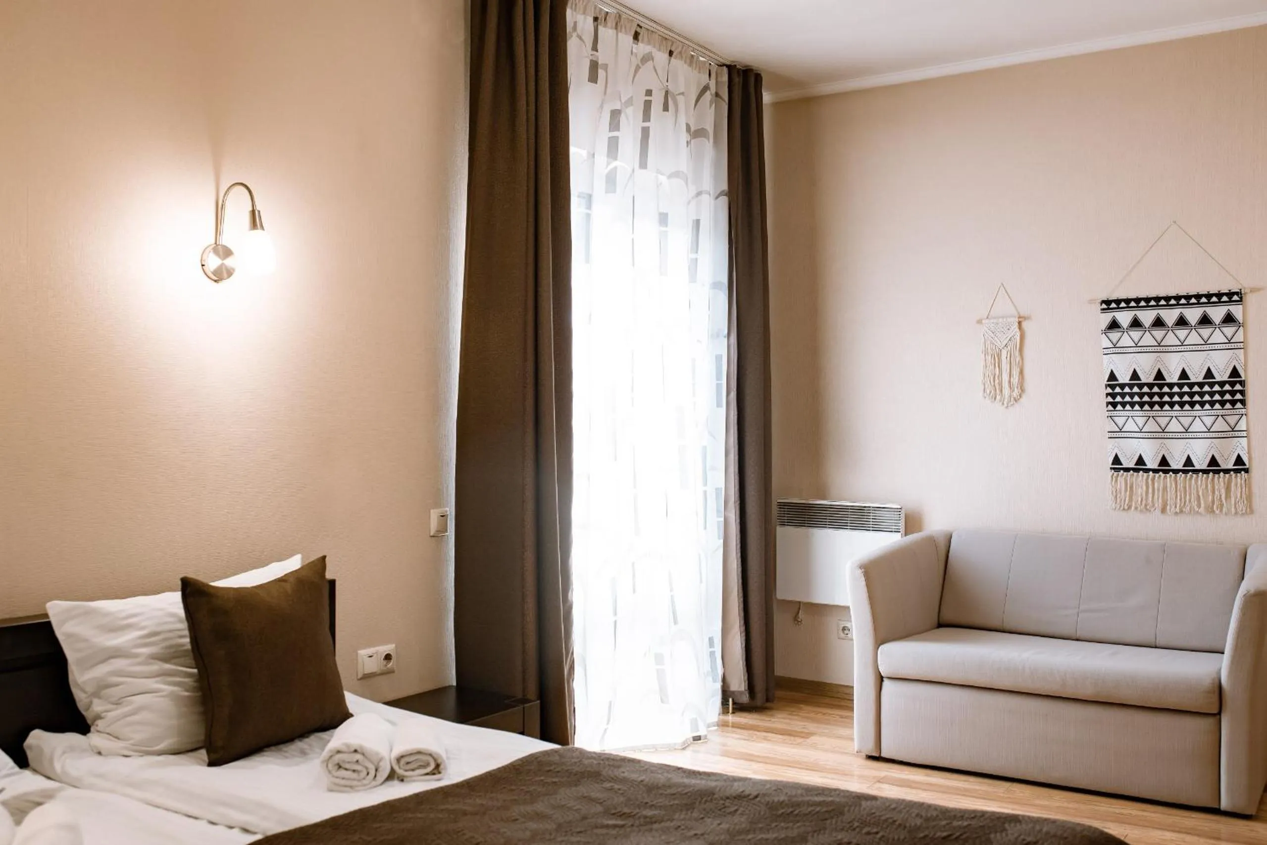 Photo of the whole room, Bed in ZimaSnow Ski & Spa Club