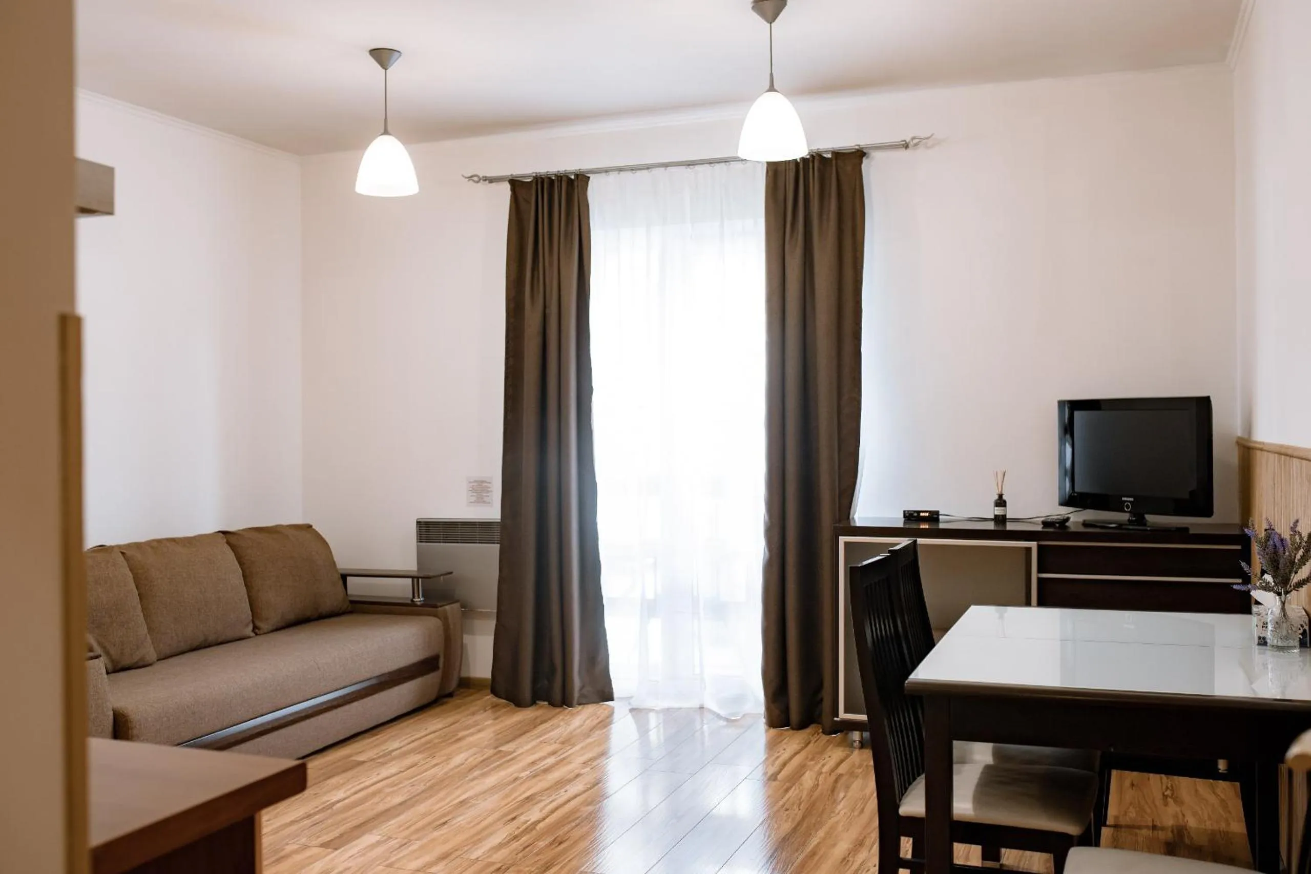 Communal lounge/ TV room in ZimaSnow Ski & Spa Club