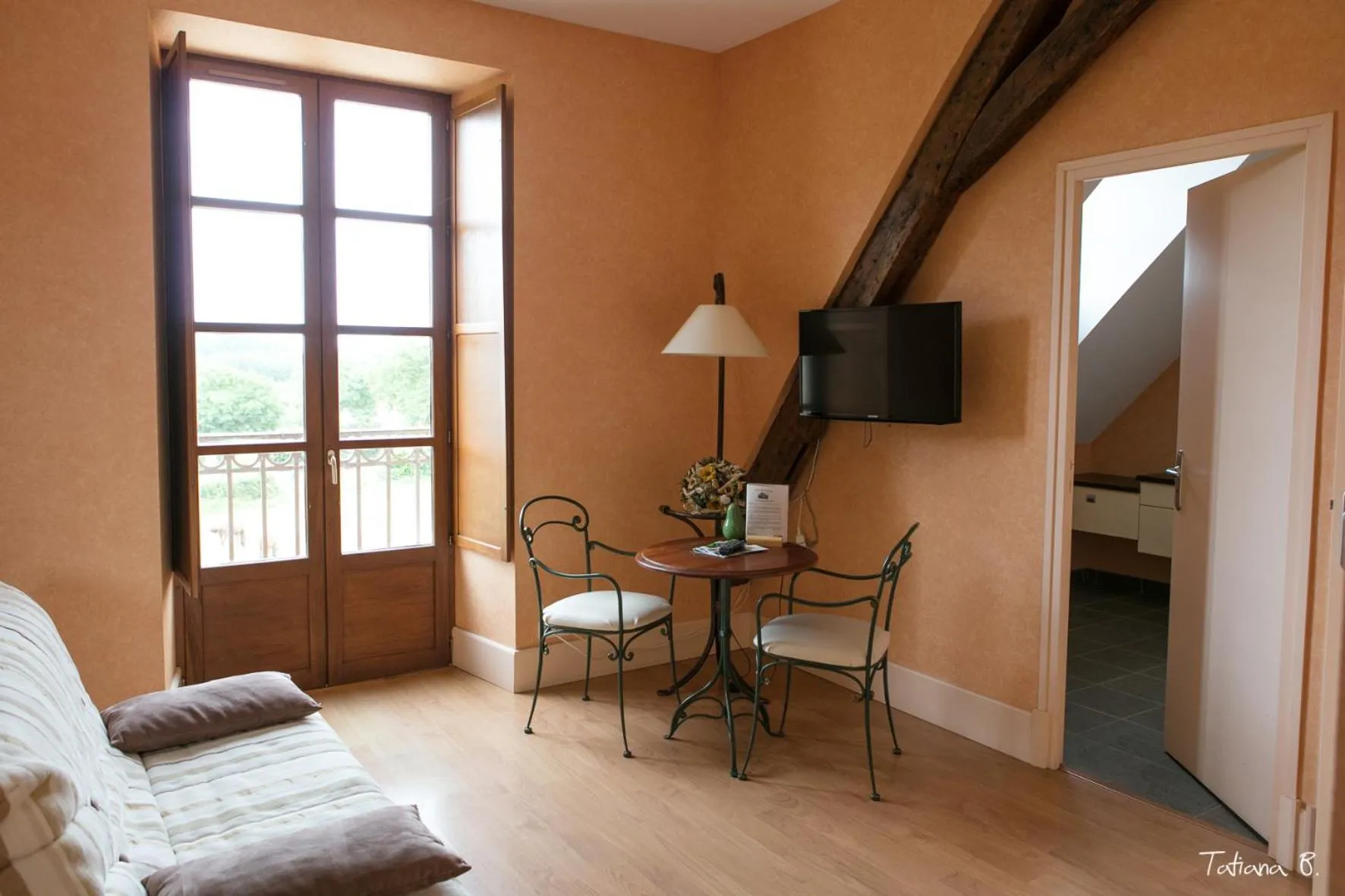 TV and multimedia in Domaine de Chantemerle