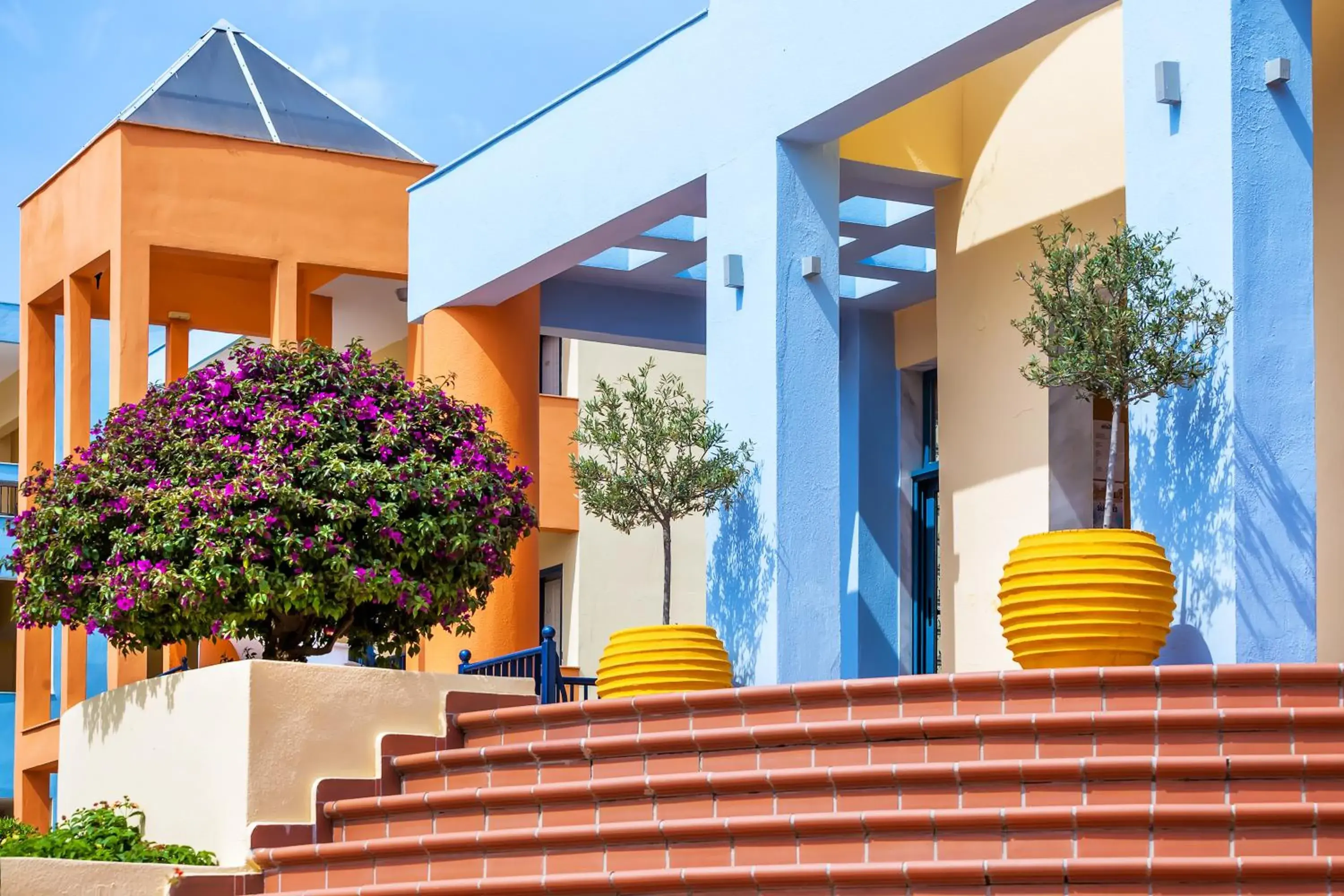 Facade/entrance in Atrium Hotel Facade/entrance in Atrium Hotel