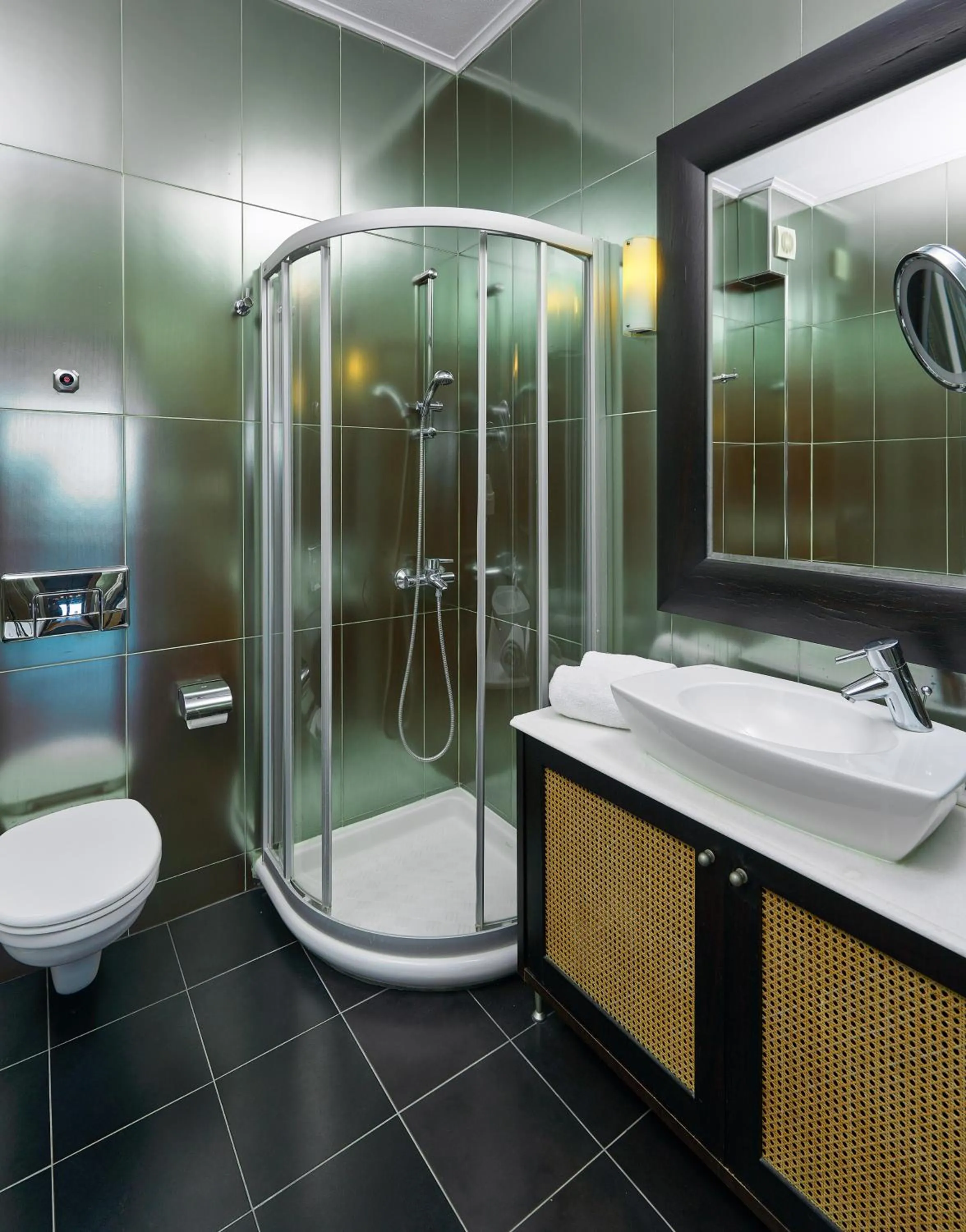 Shower in Mediterranean Princess- Adults Only