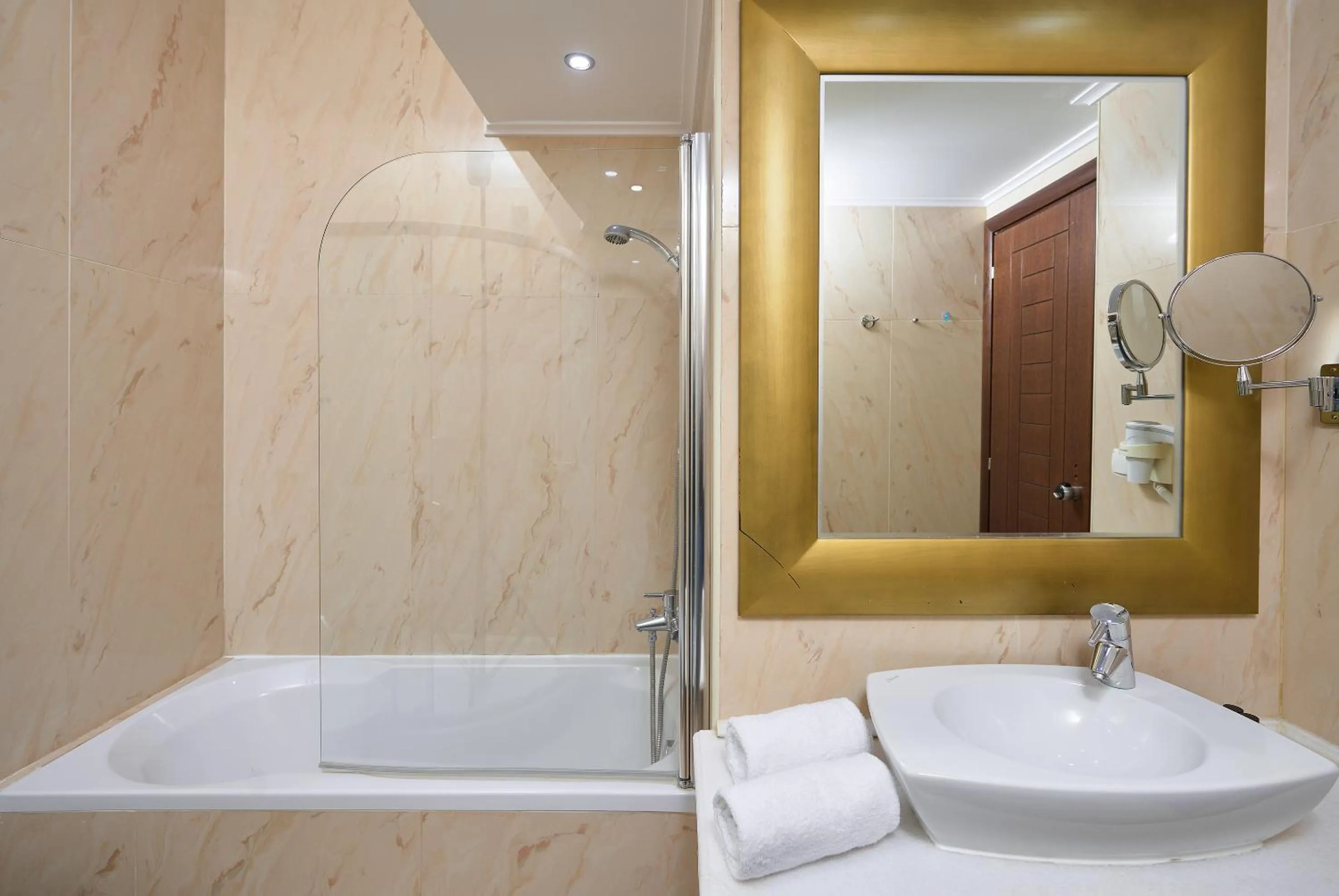 Bath in Mediterranean Princess- Adults Only