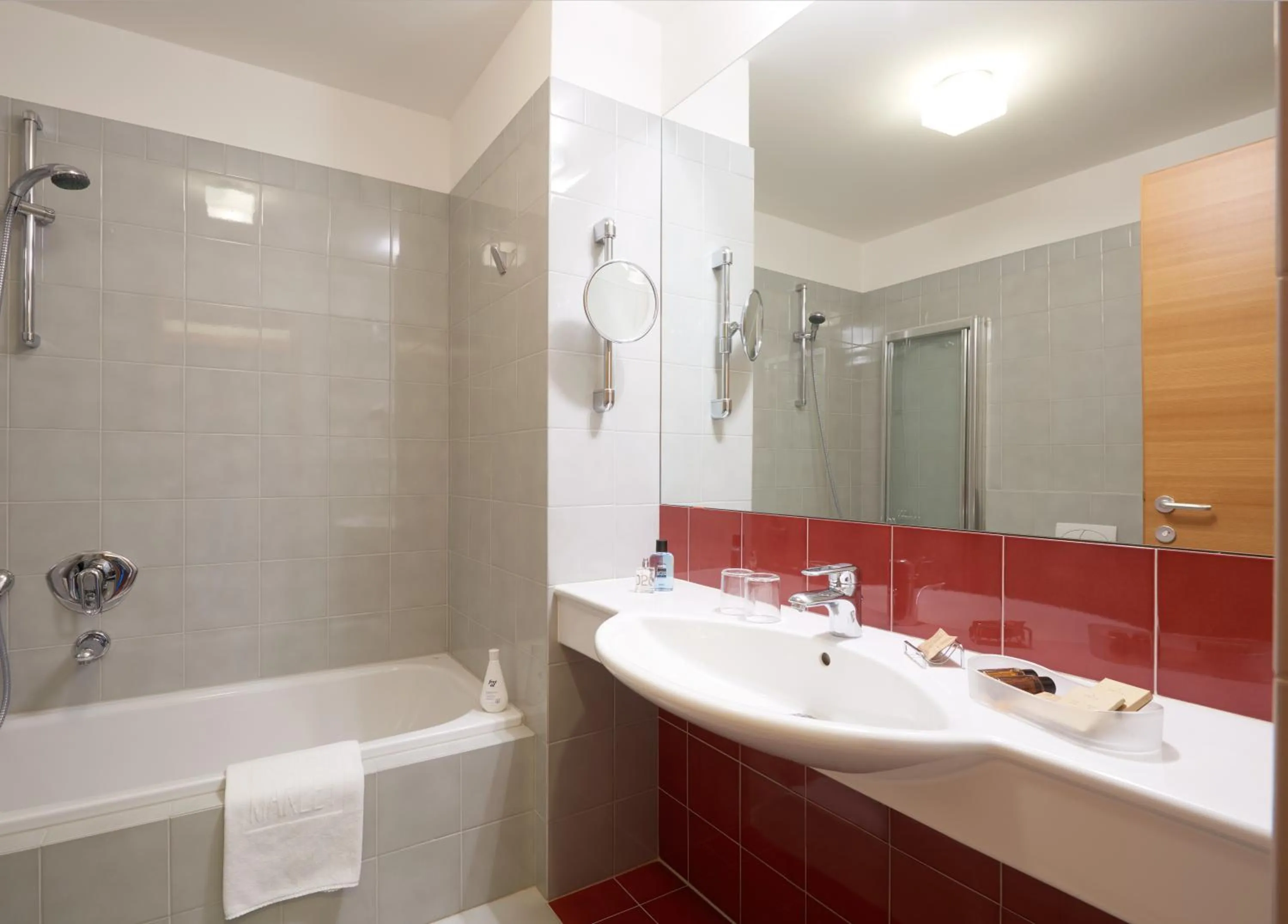 Bathroom in Hotel Marlet