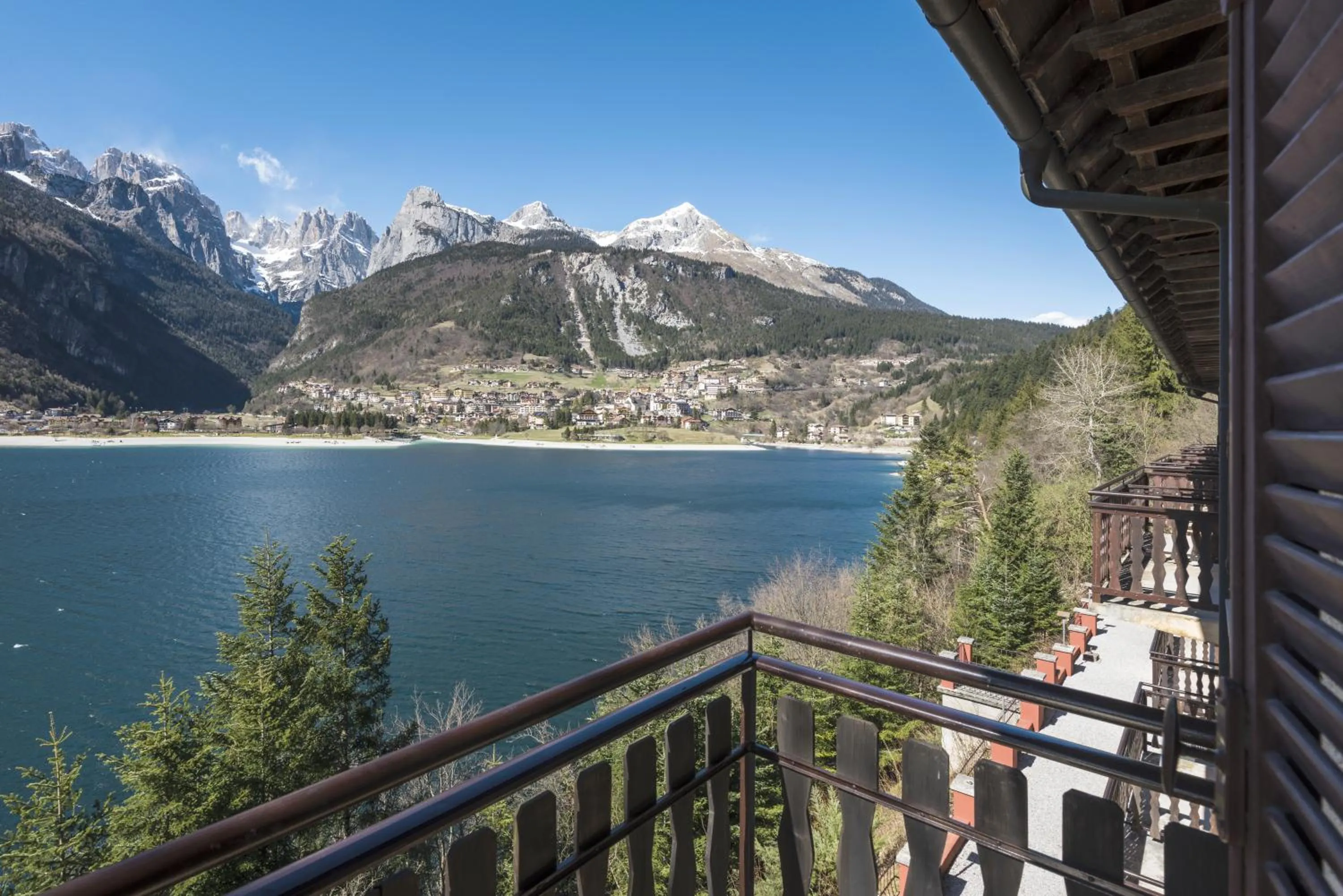 Spring in Grand Hotel Molveno