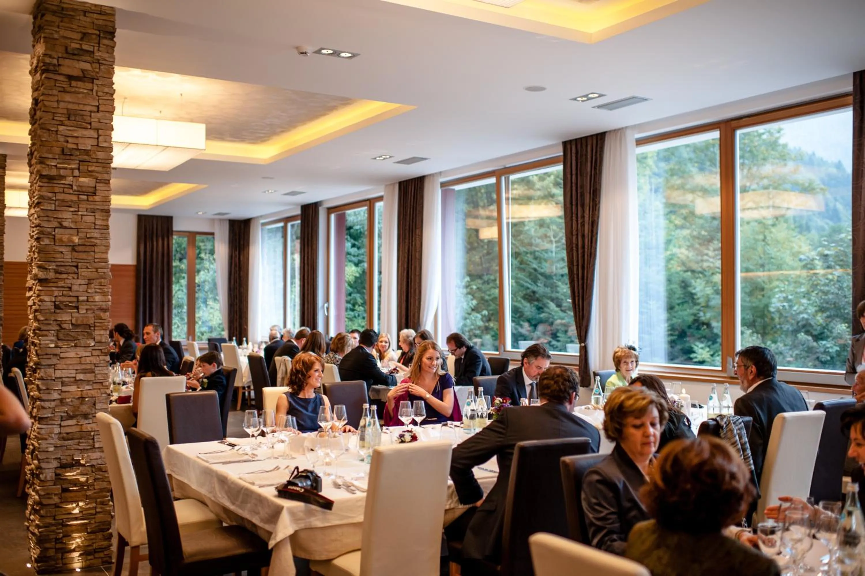 Restaurant/places to eat in Grand Hotel Molveno