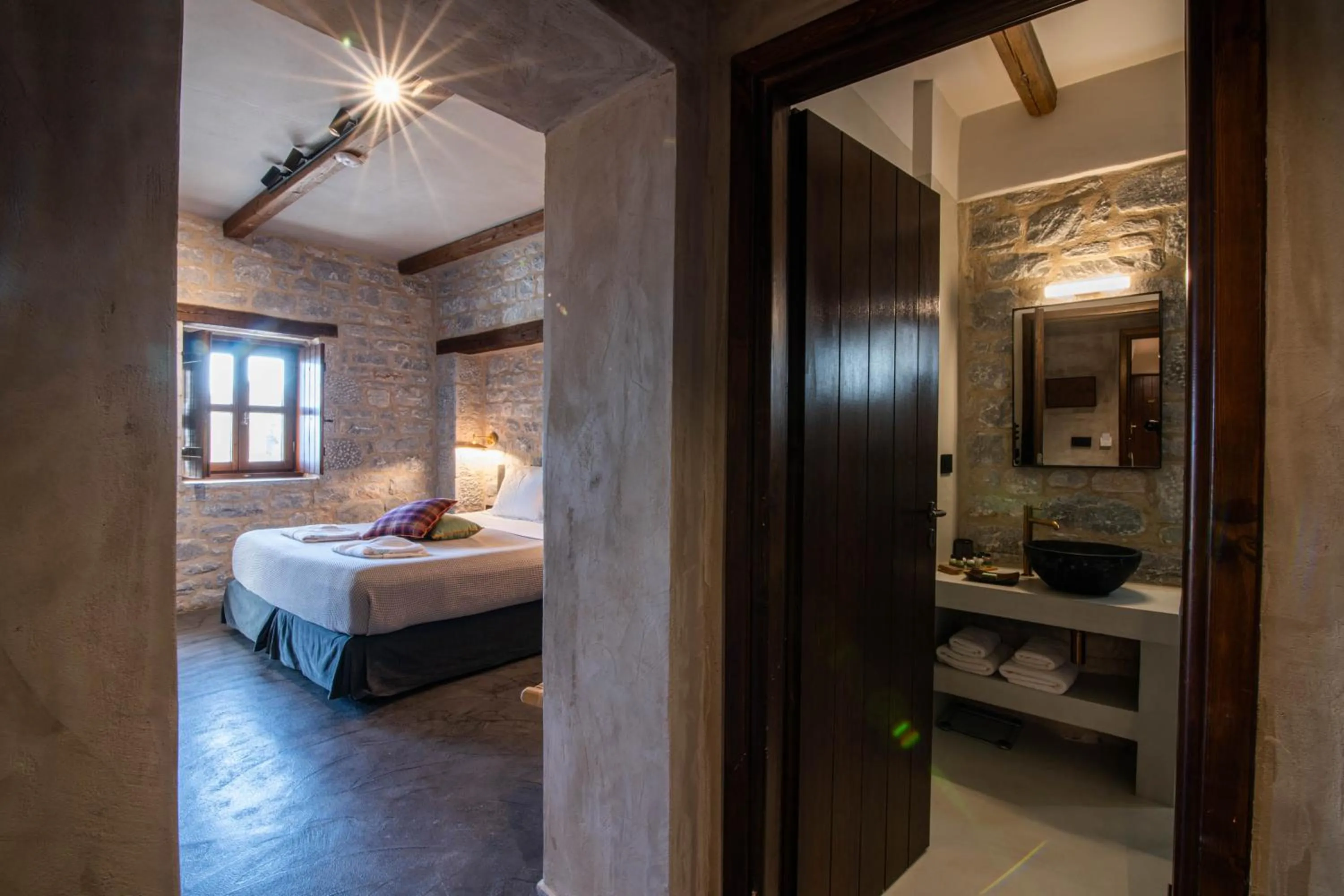 Restaurant/places to eat in Petra & Fos Boutique Hotel & Spa