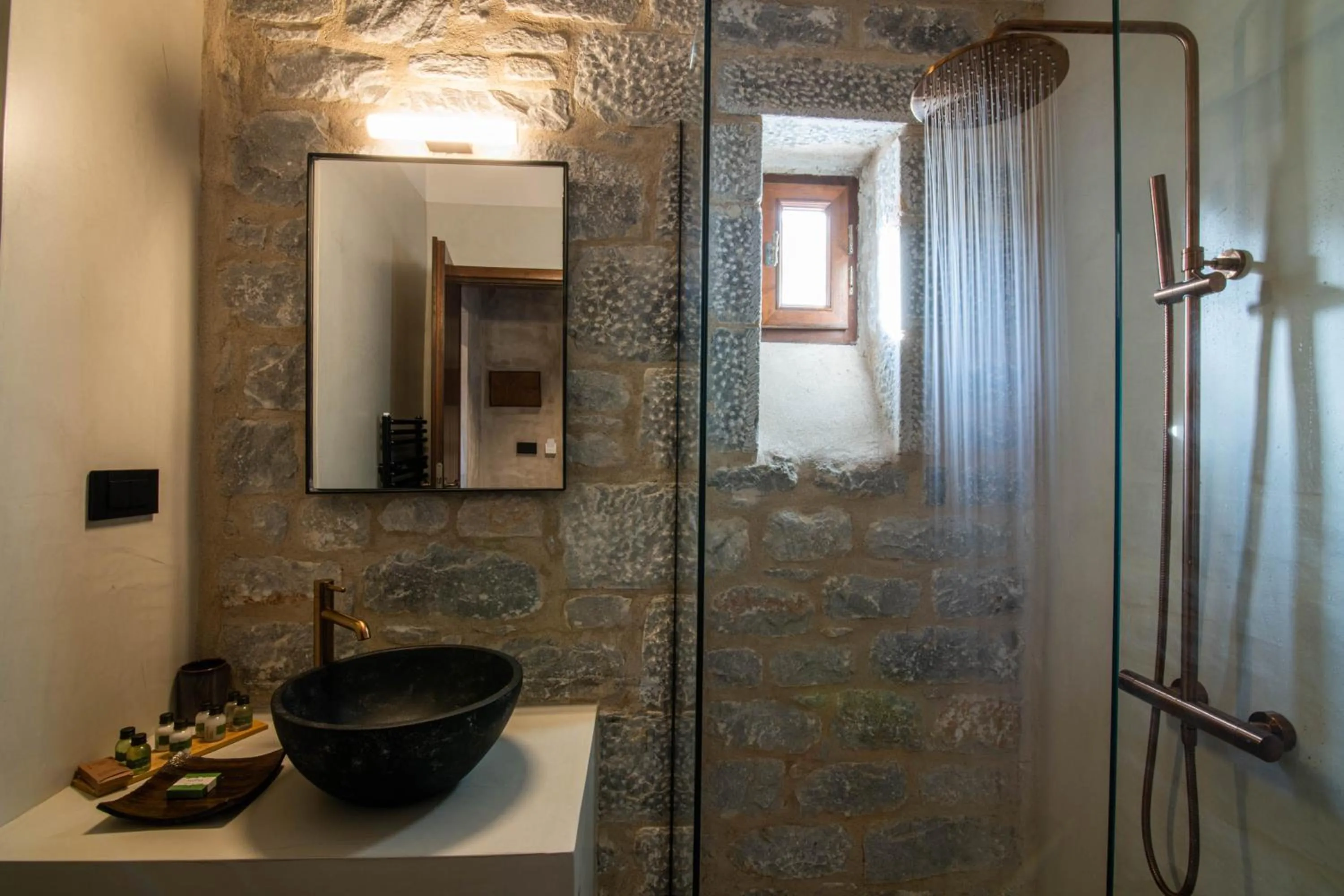 Restaurant/places to eat in Petra & Fos Boutique Hotel & Spa