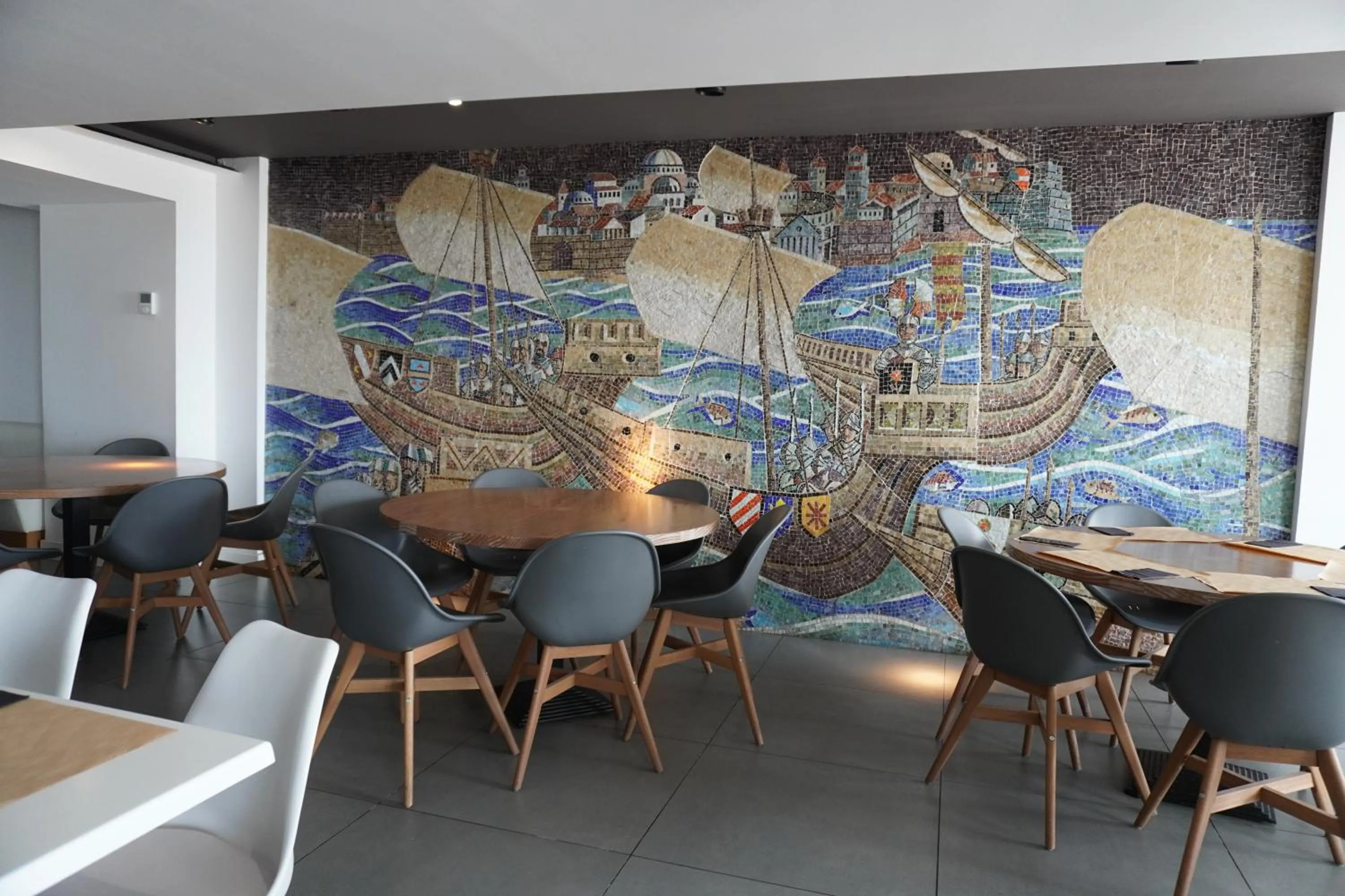 Hotel Brisamar Suites