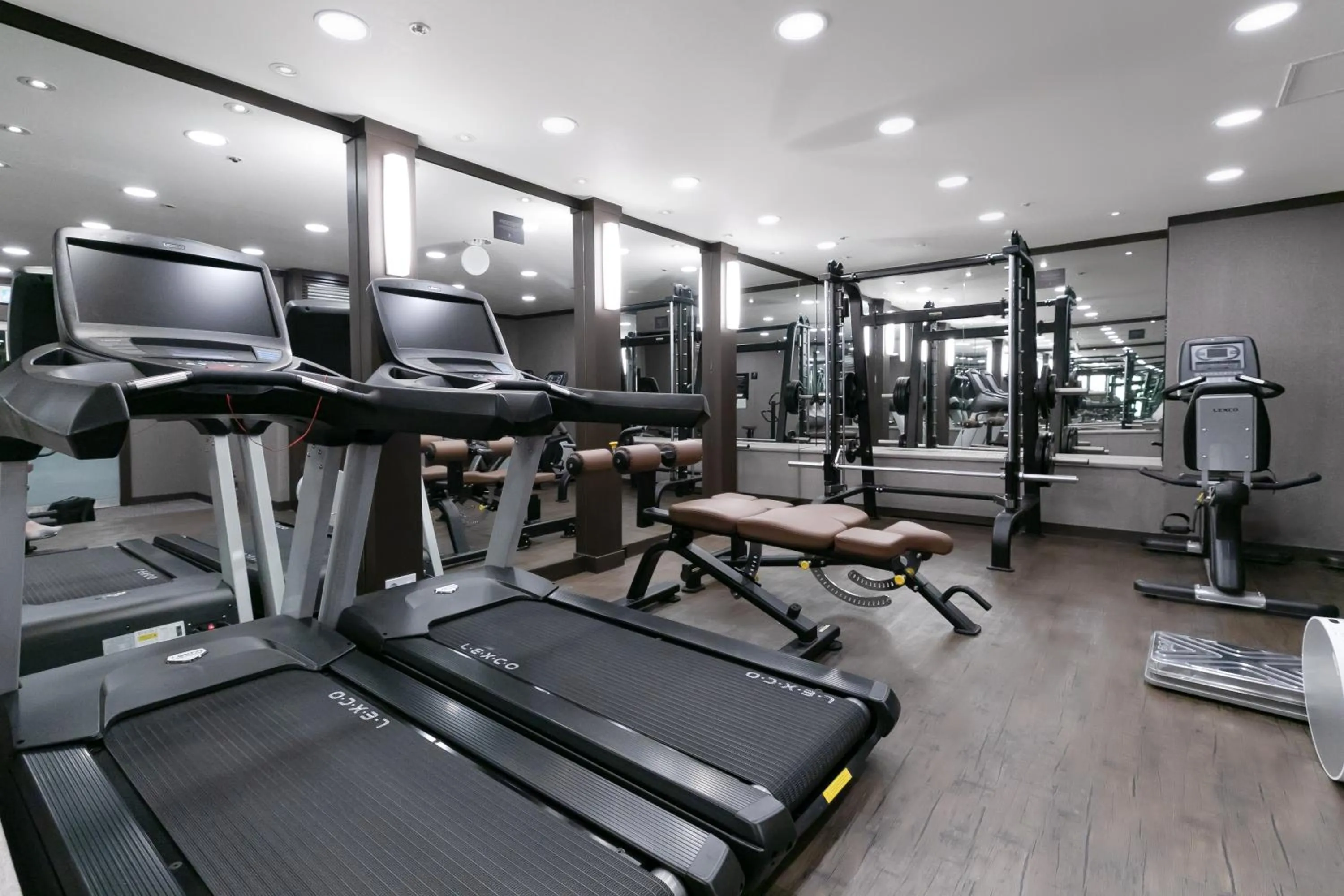 Fitness centre/facilities in Kensington Hotel Yeouido
