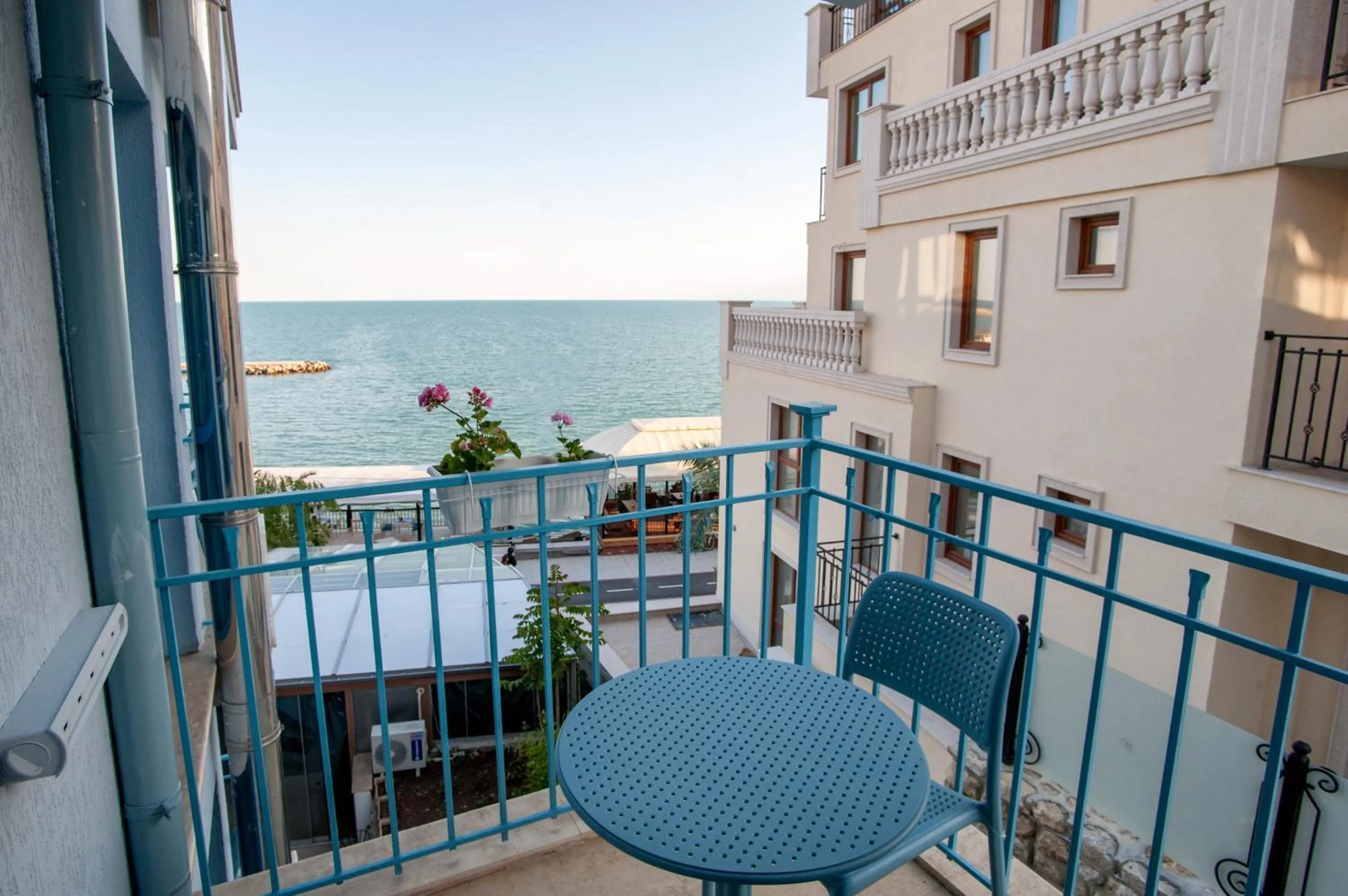 Balcony/Terrace in White House Family Hotel Spa zone