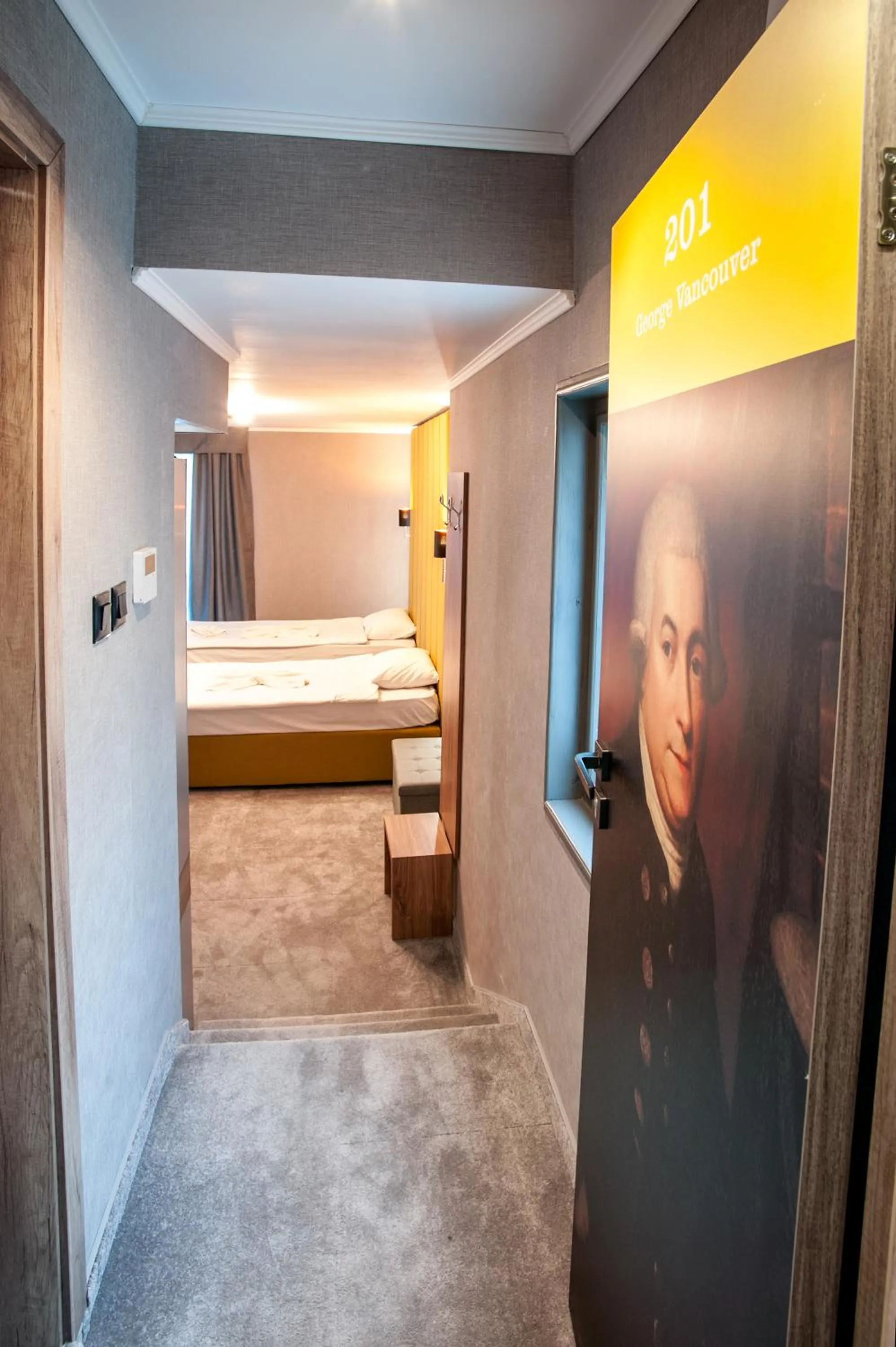 Photo of the whole room, Bed in White House Family Hotel Spa zone