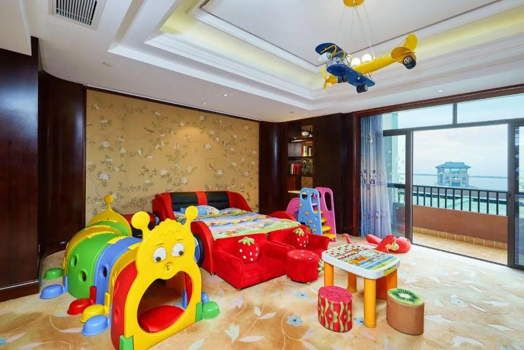 Property building in Tongli Lake Resort Phase II