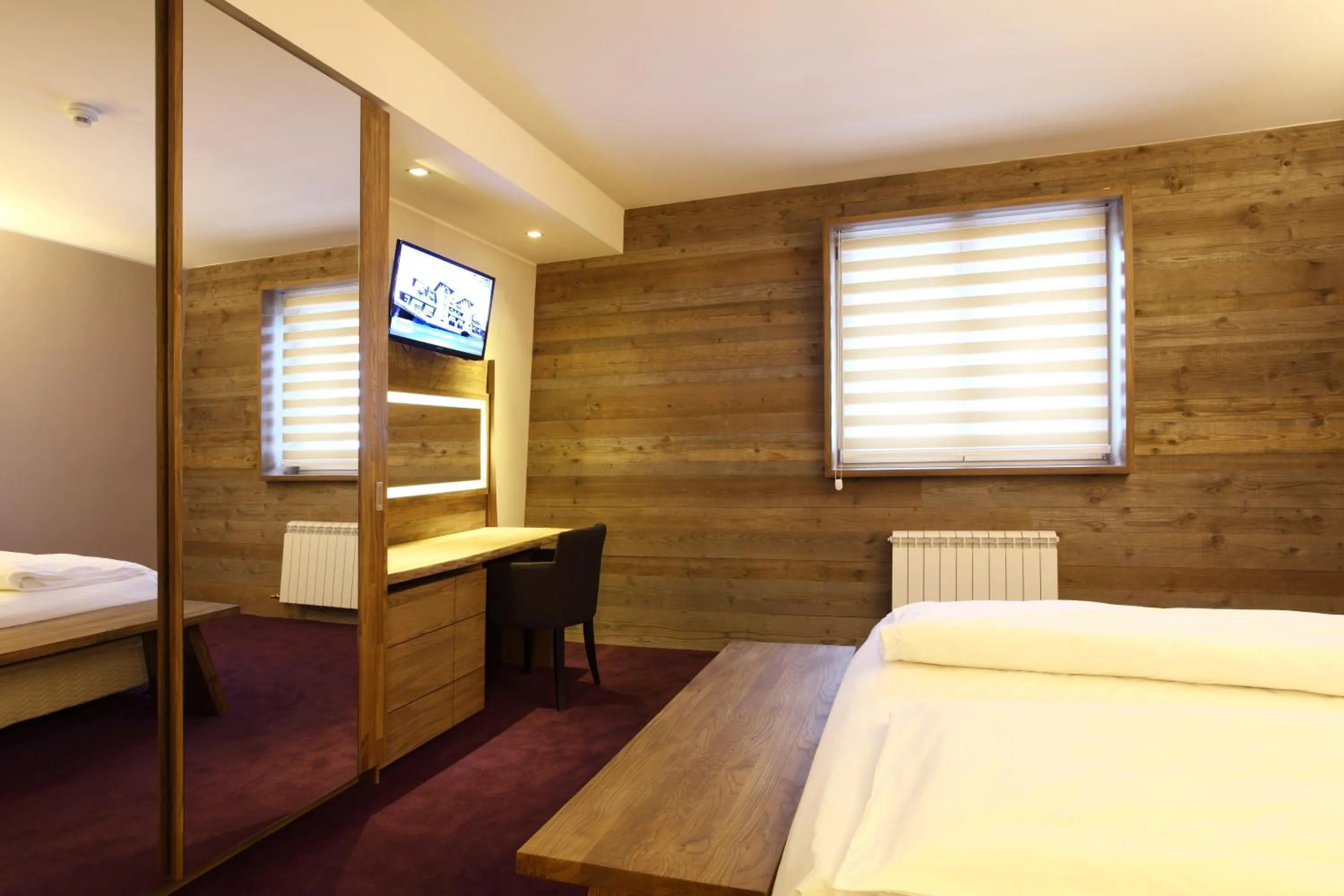 Seating area, Bed in Termag Hotel Jahorina