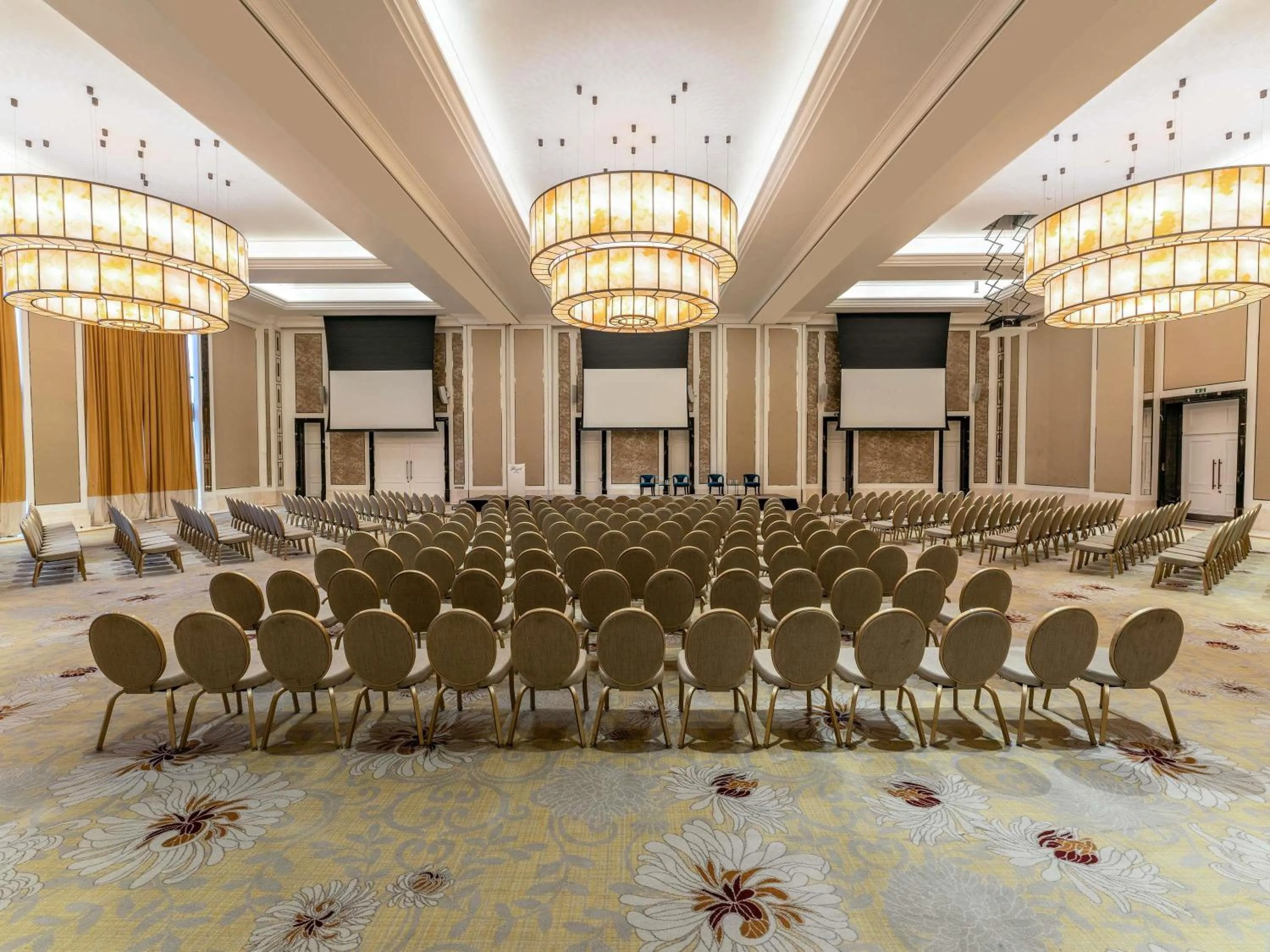 Meeting/conference room in Fairmont Amman