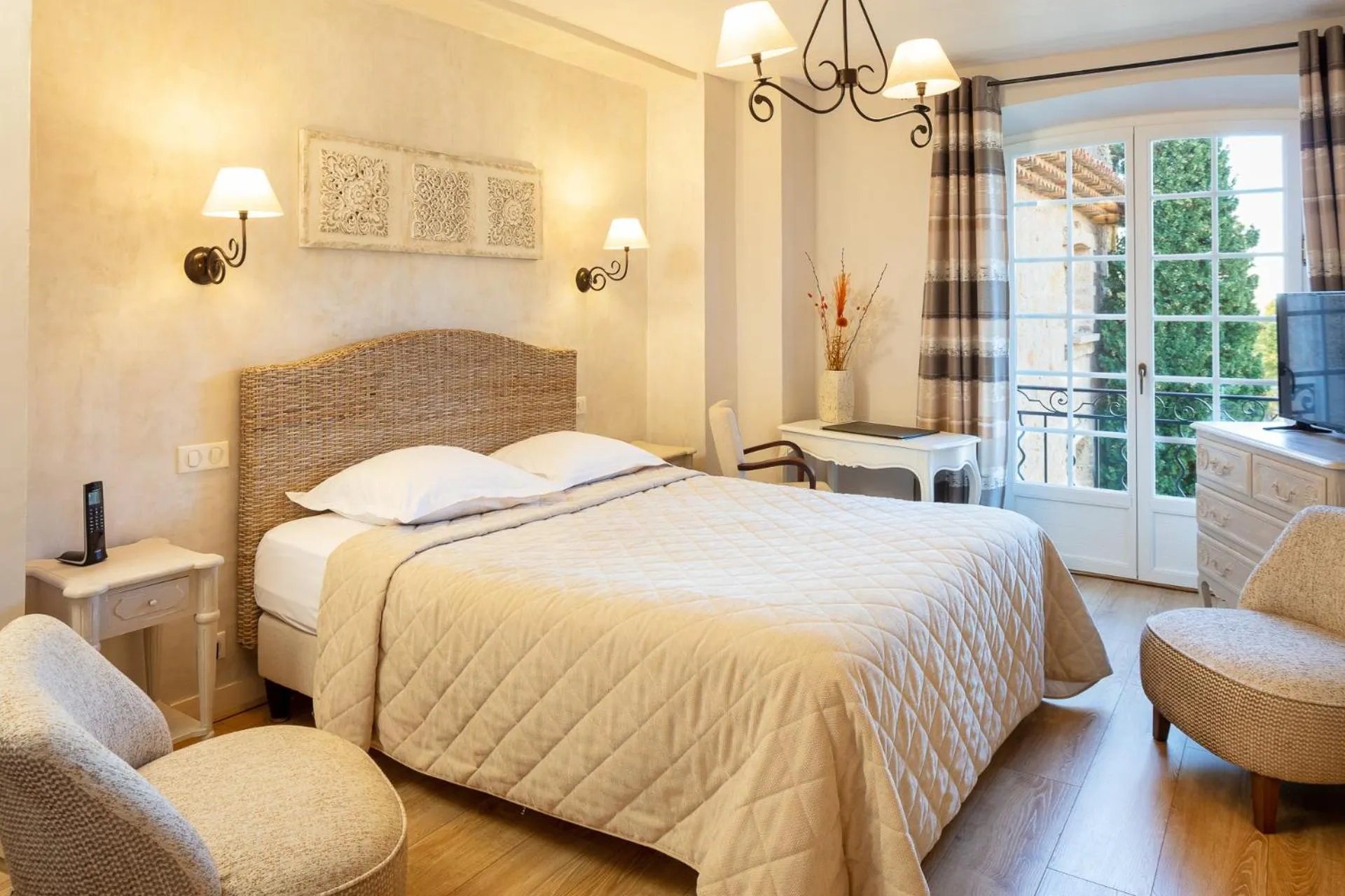 Photo of the whole room, Bed in La Bastide De Tourtour Hotel & Spa