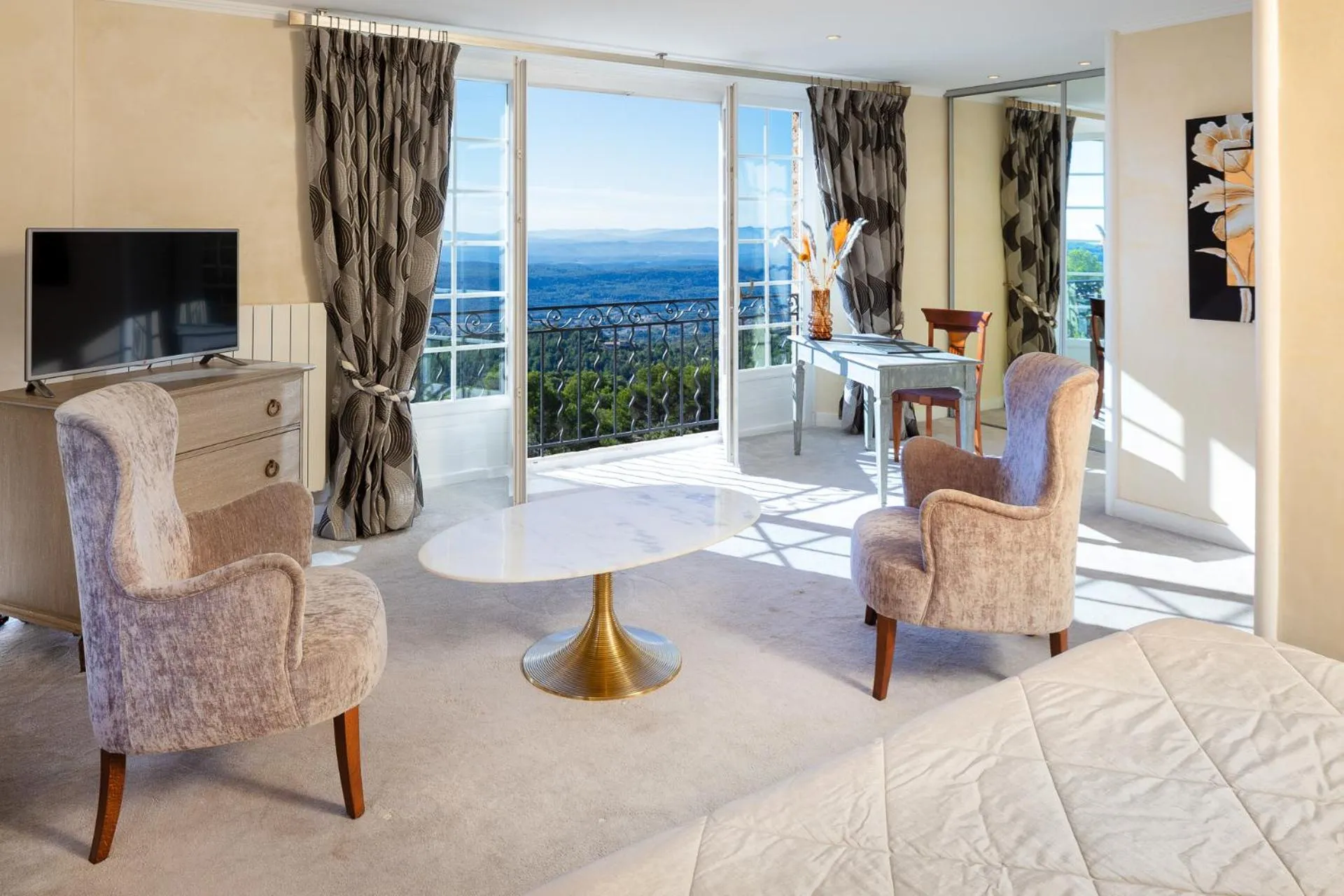 Living room in La Bastide De Tourtour Hotel & Spa