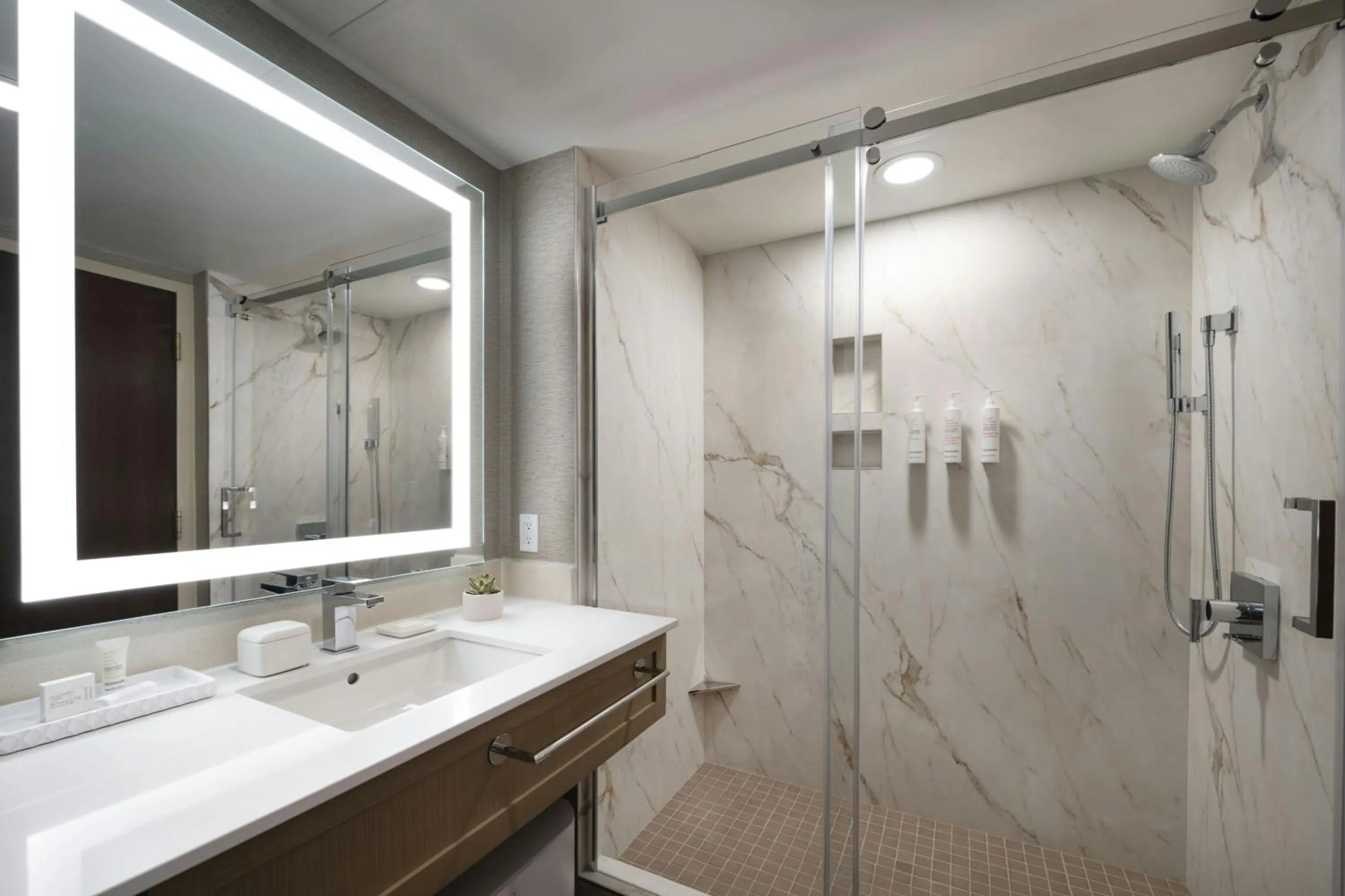 Bathroom in Marriott Salt Lake City Center