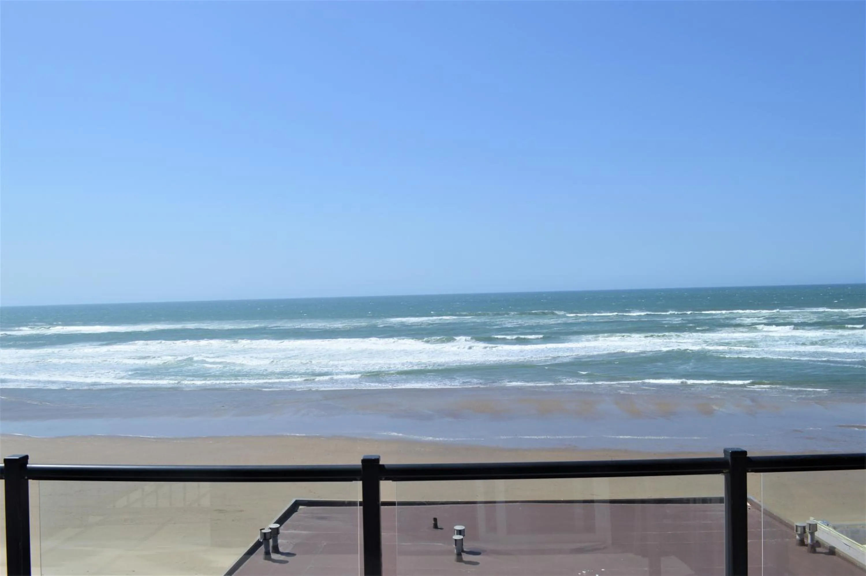 Balcony/Terrace in Beachfront Manor Hotel