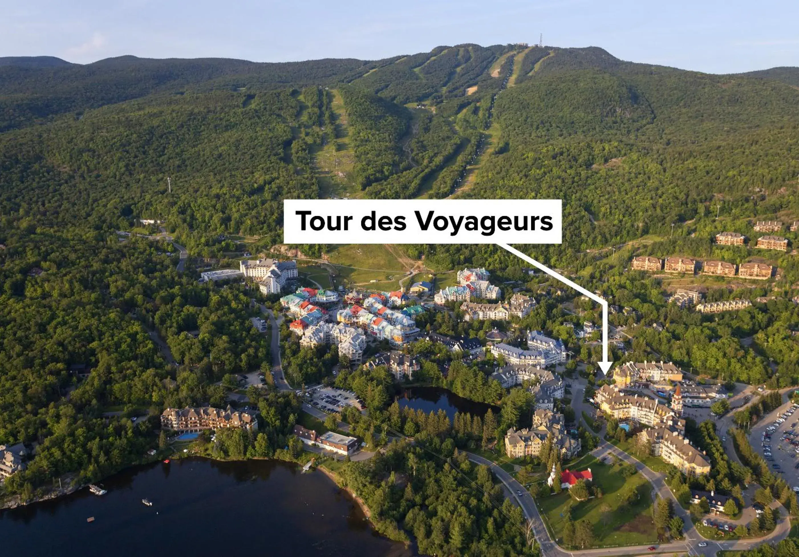 Property building in Tour des Voyageurs Property building in Tour des Voyageurs